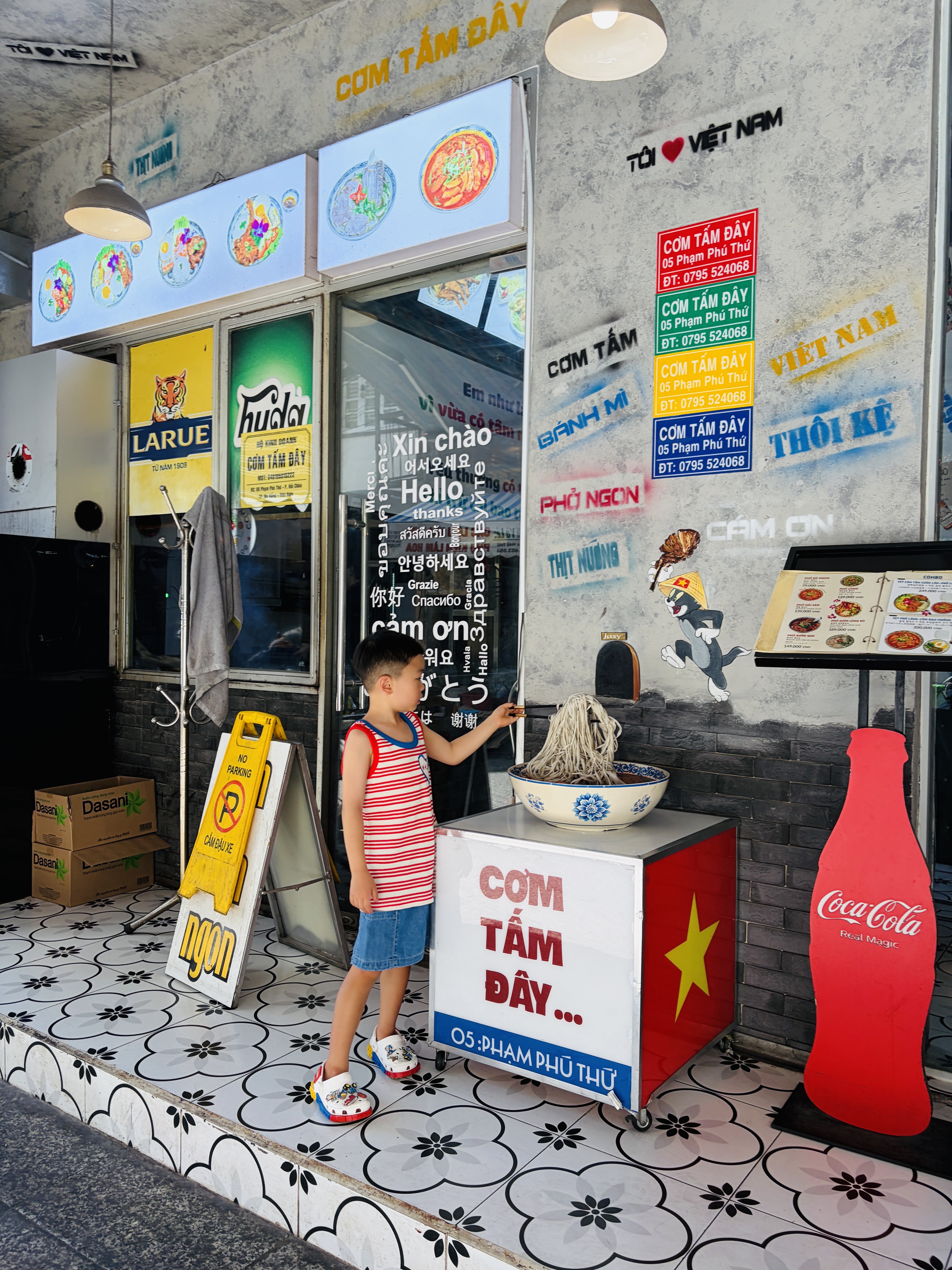 (Kids) Crocs x Lego Creativity Clog White 착용 스타일 - 1