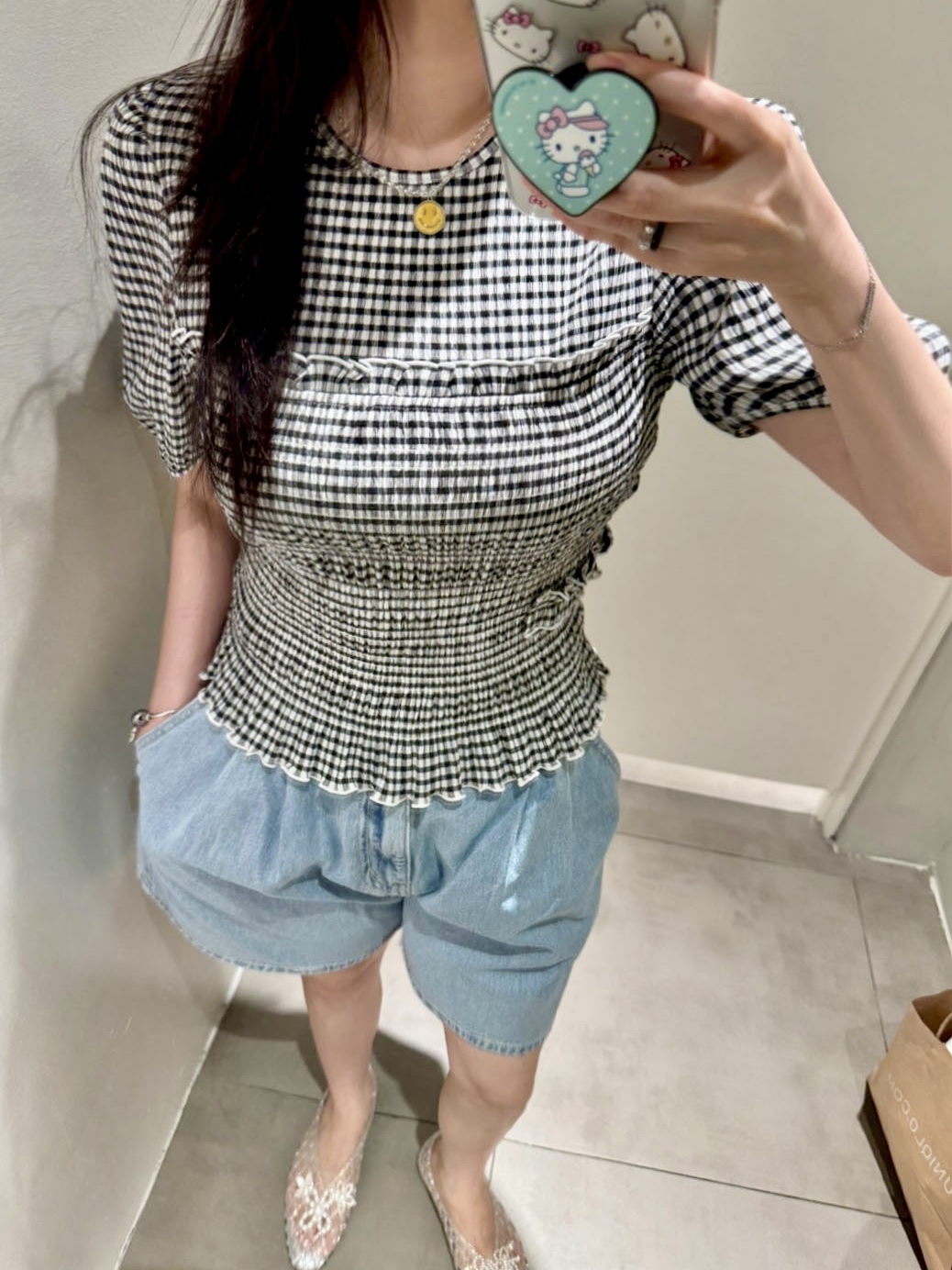 (W) Uniqlo x Cecilie Bahnsen Shirring Volume Sleeve T-Shirt Flower Off White, (W) Oofos OOlala OOmega Nomad 착용 스타일 - 2