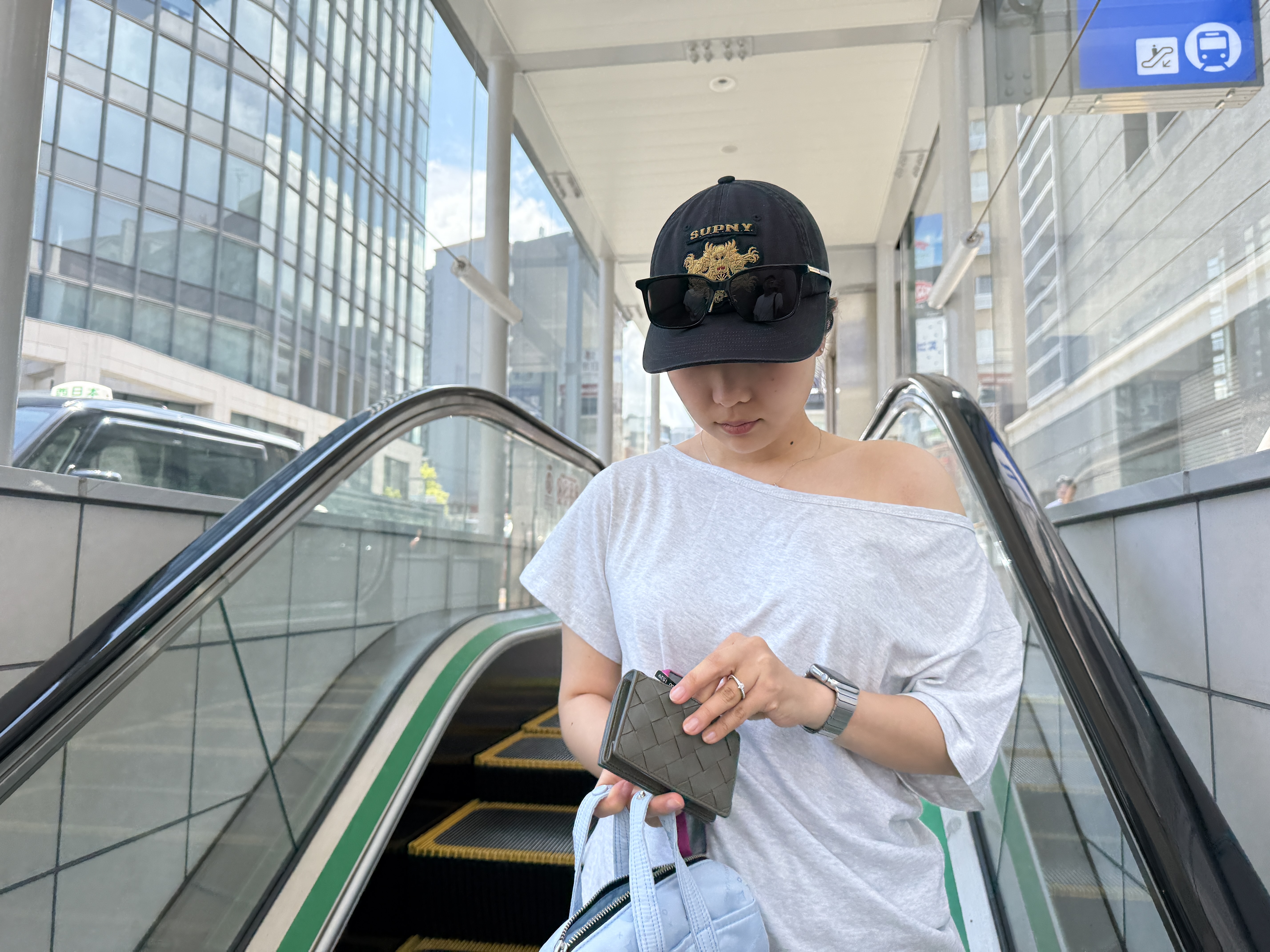 Supreme Bullion Dragon 6-Panel Black - 25SS, Bottega Veneta Intrecciato Bi-Fold Wallet Travertine 착용 스타일