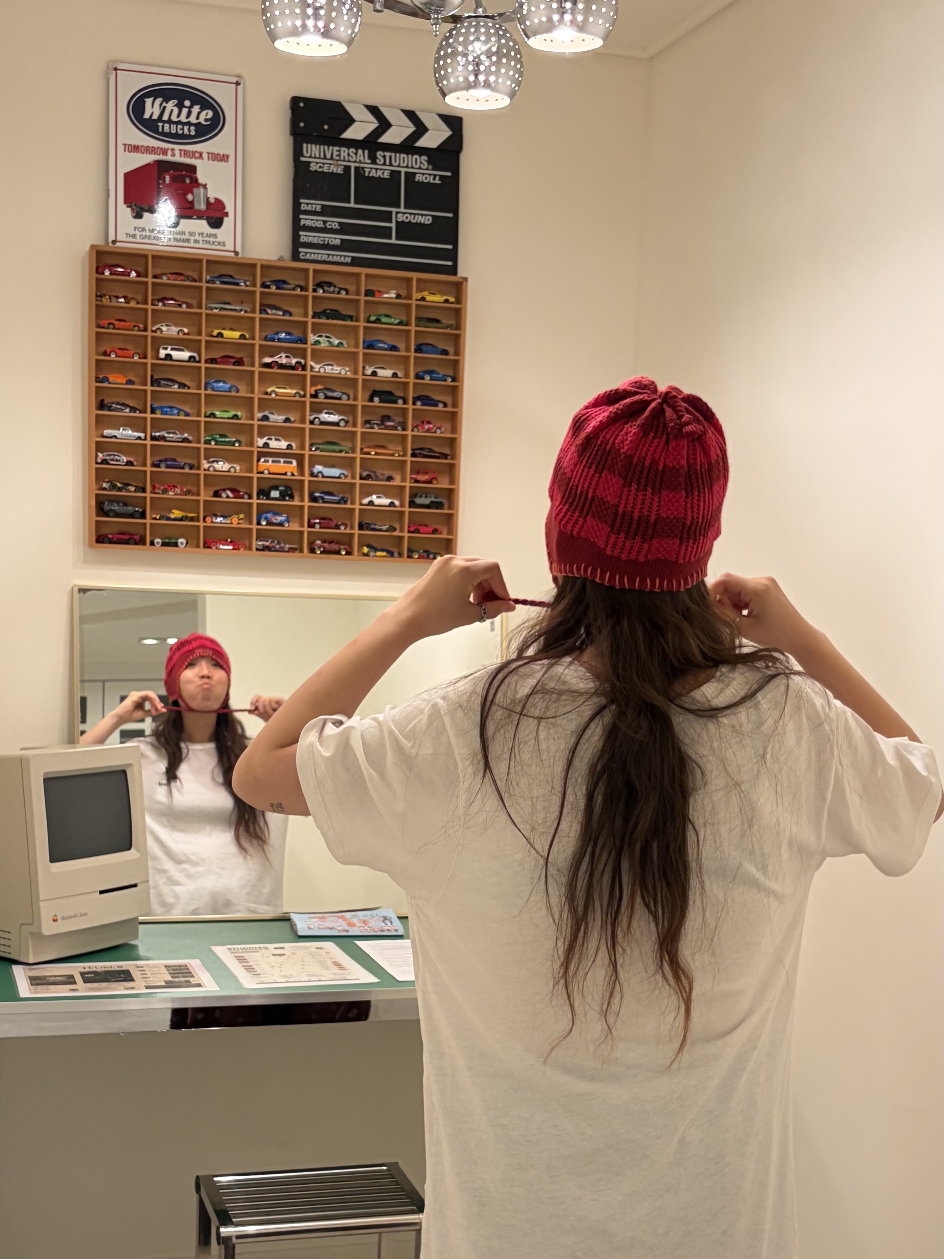 Stussy Skullcap Crinkle Stitch Cloud, Needles H.D. Track Pants Poly Smooth Brown 착용 스타일 - 3