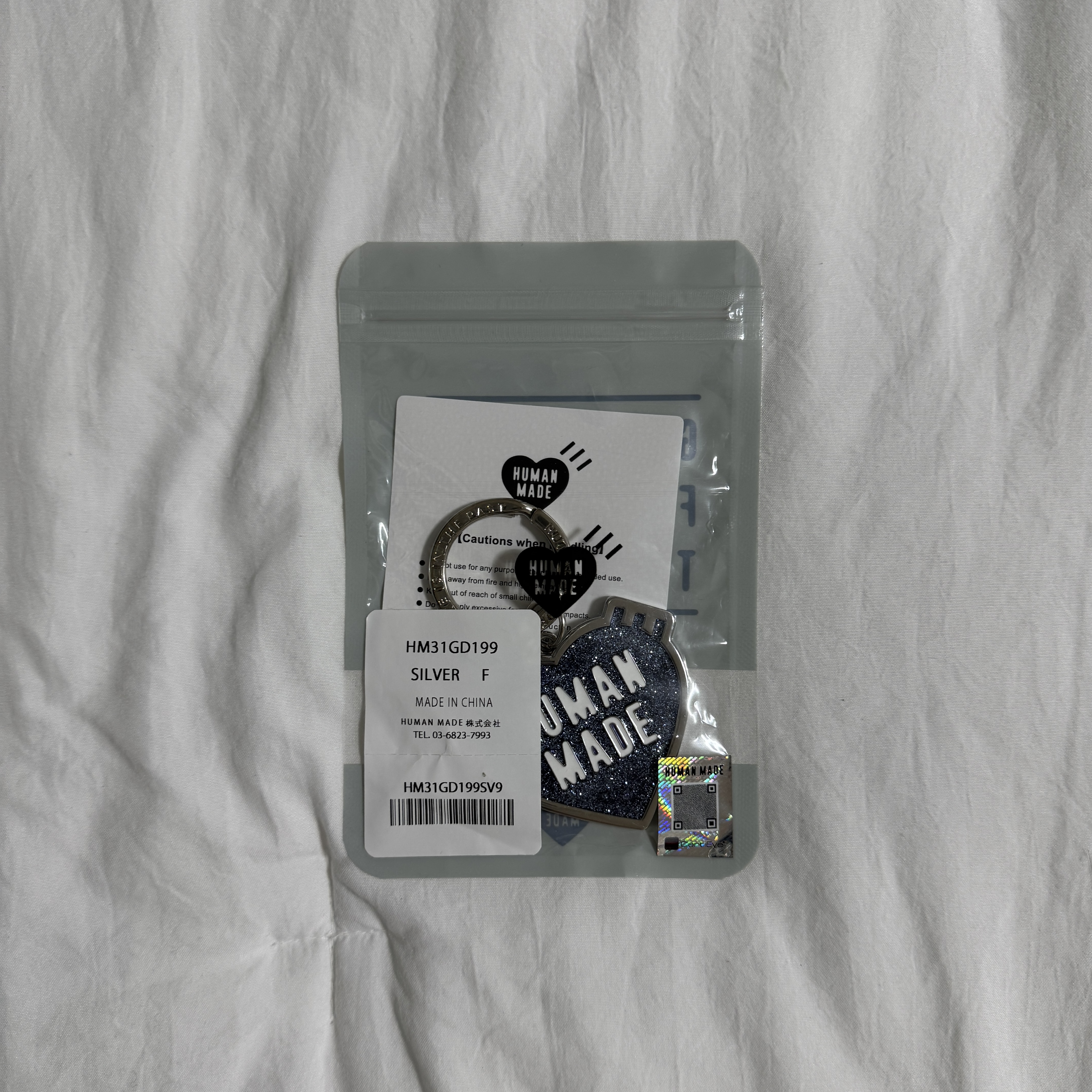 Human Made Heart Keyring Blue - Jamsil Store Exclusive 착용 스타일 - 3