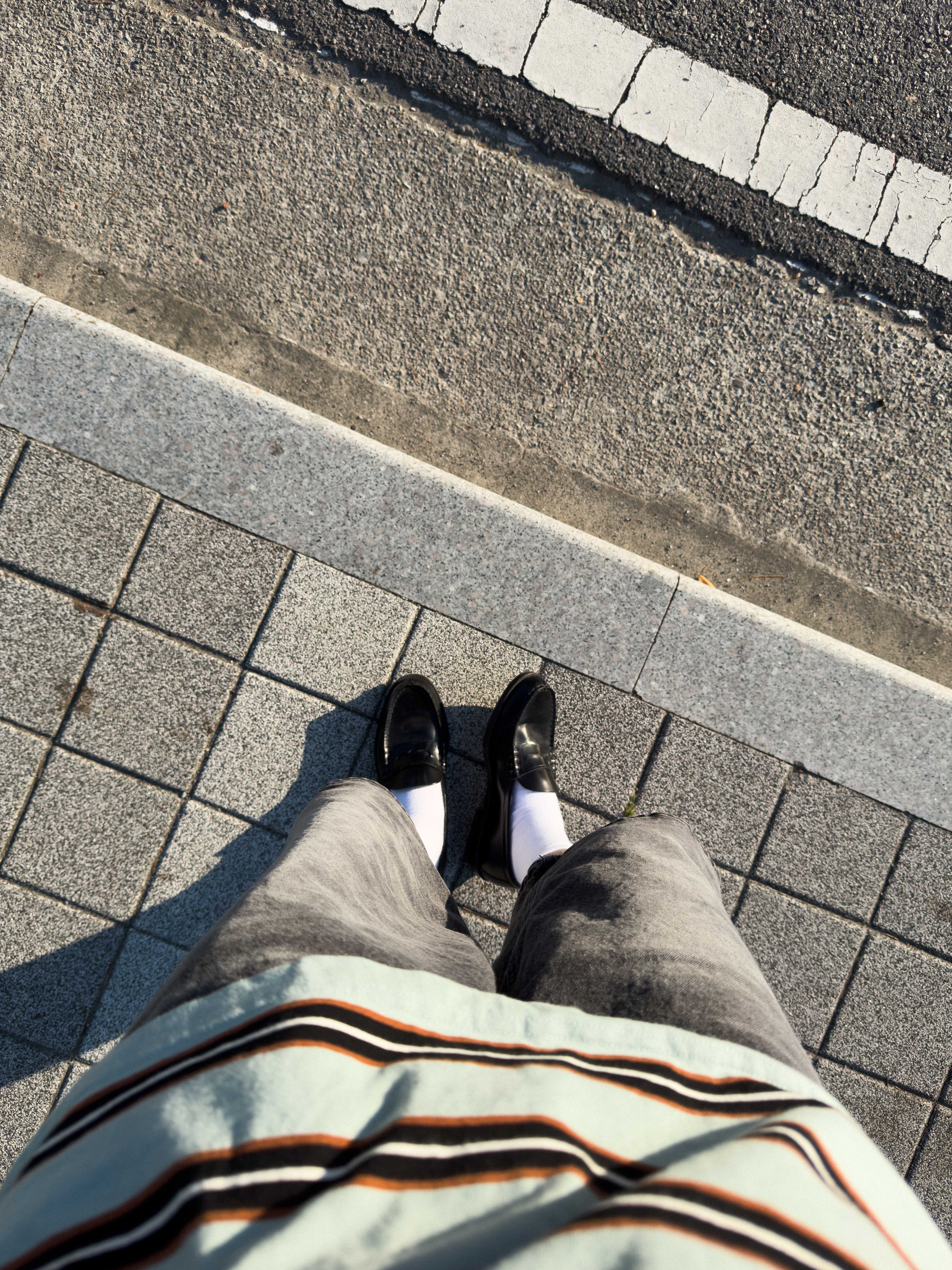 Haruta HS-906 Penny Loafer Black 착용 스타일