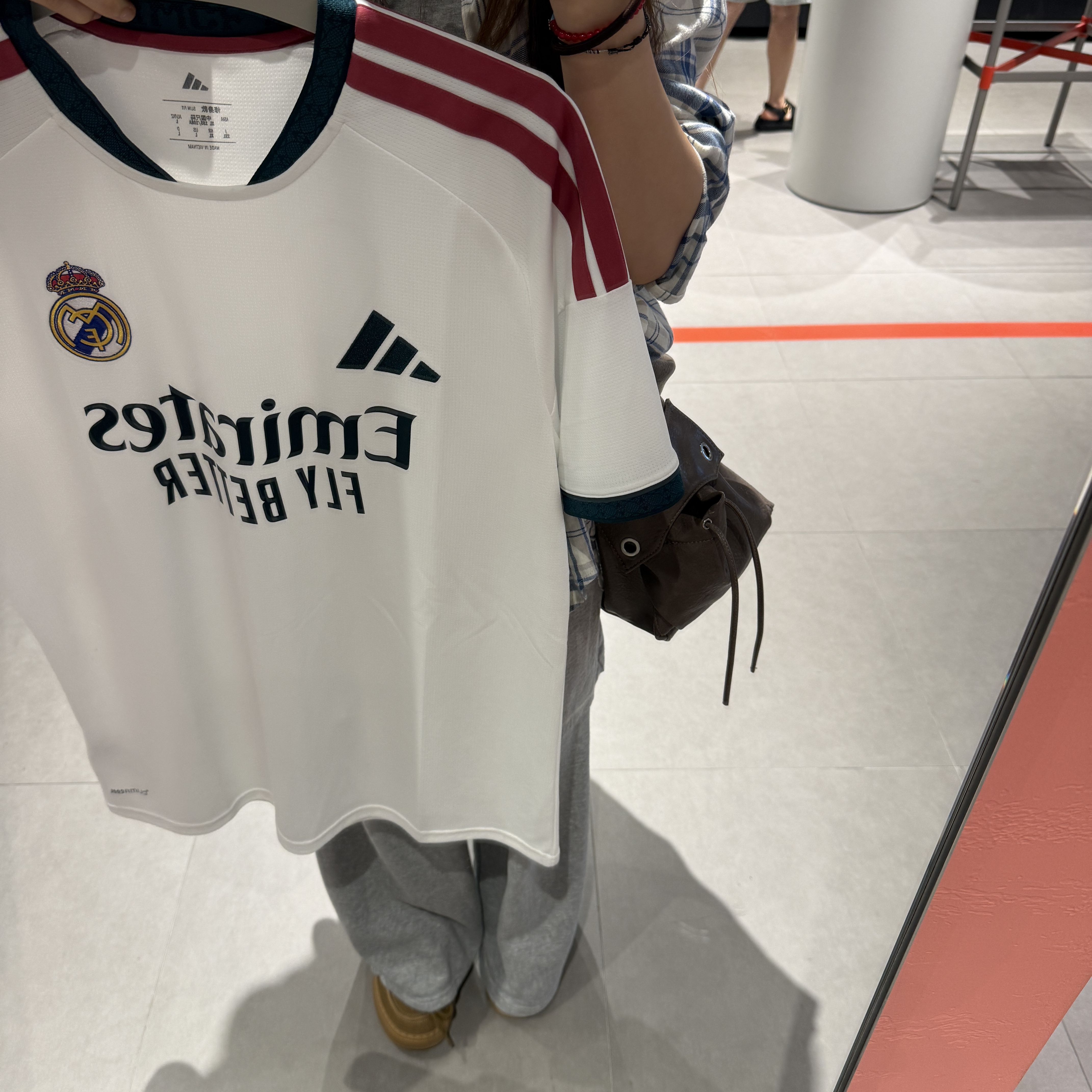 Adidas Real Madrid 2026/27 Home Jersey White - KR Sizing (Non Marking Ver.) 착용 스타일