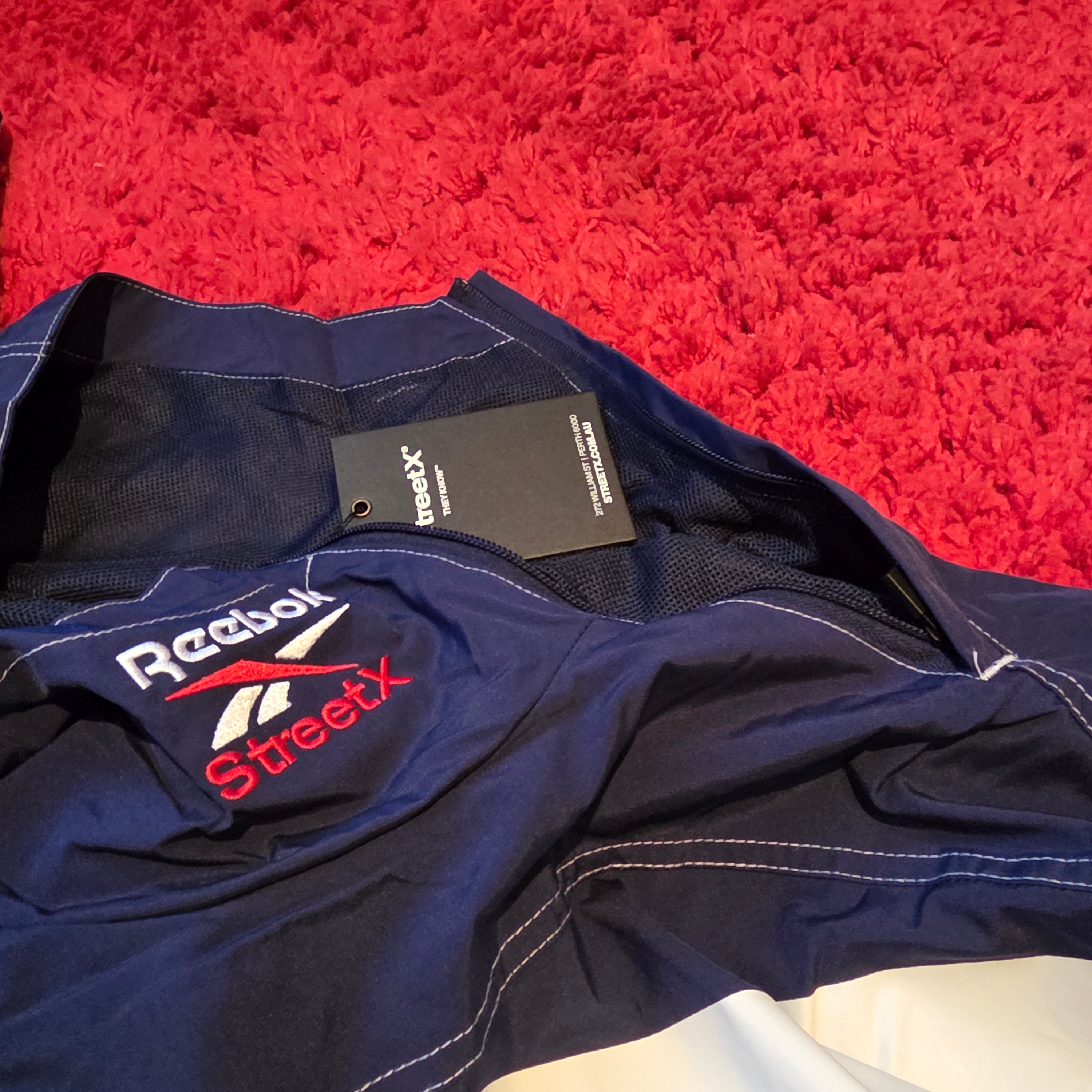 Reebok x StreetX Vector Jacket Navy Blue, Reebok x StreetX Vector Track Pants Navy Blue 착용 스타일 - 3