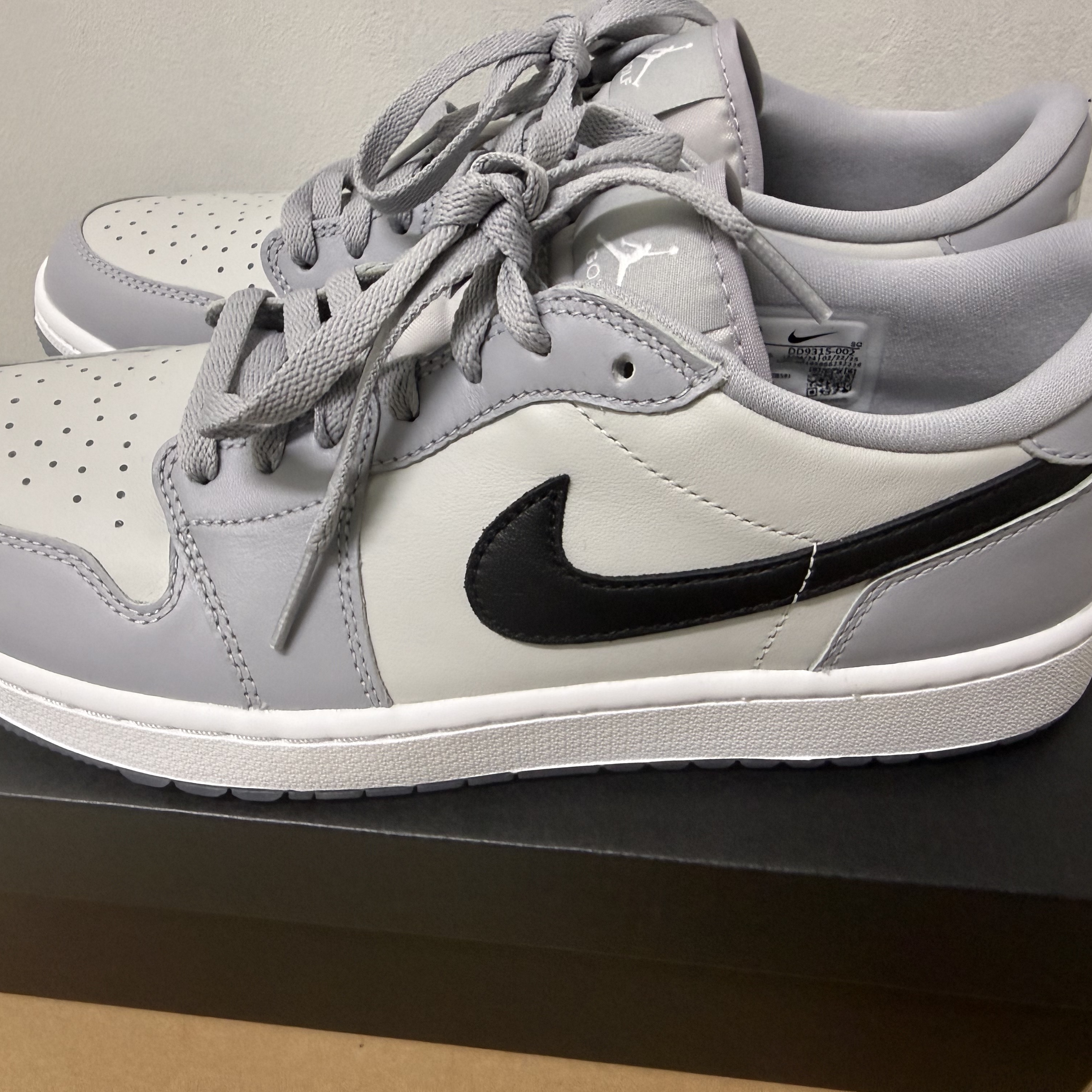 Jordan 1 Low Golf Wolf Grey 착용 스타일 - 2