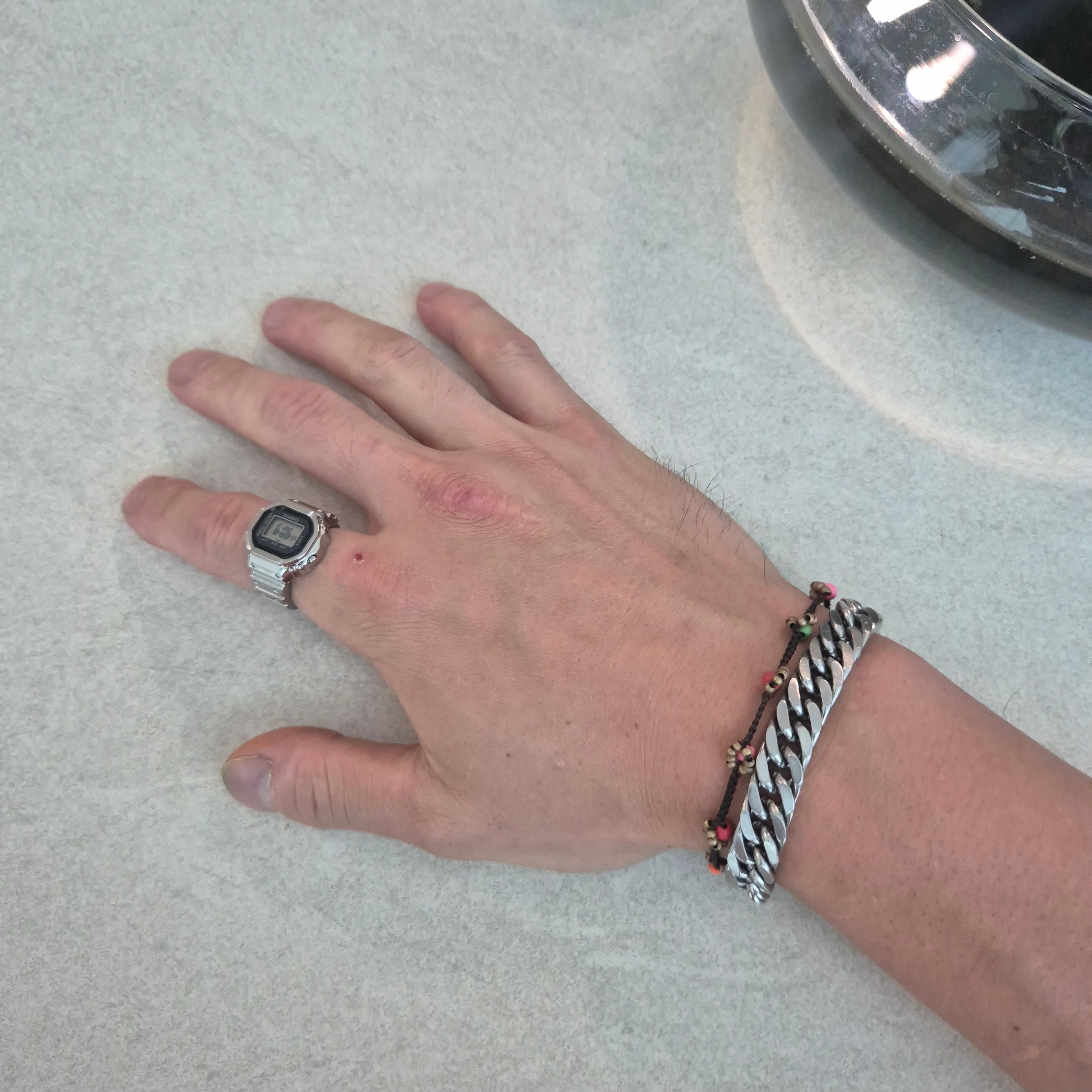 Casio 50th Anniversary Ring Watch CRW-001-1 착용 스타일