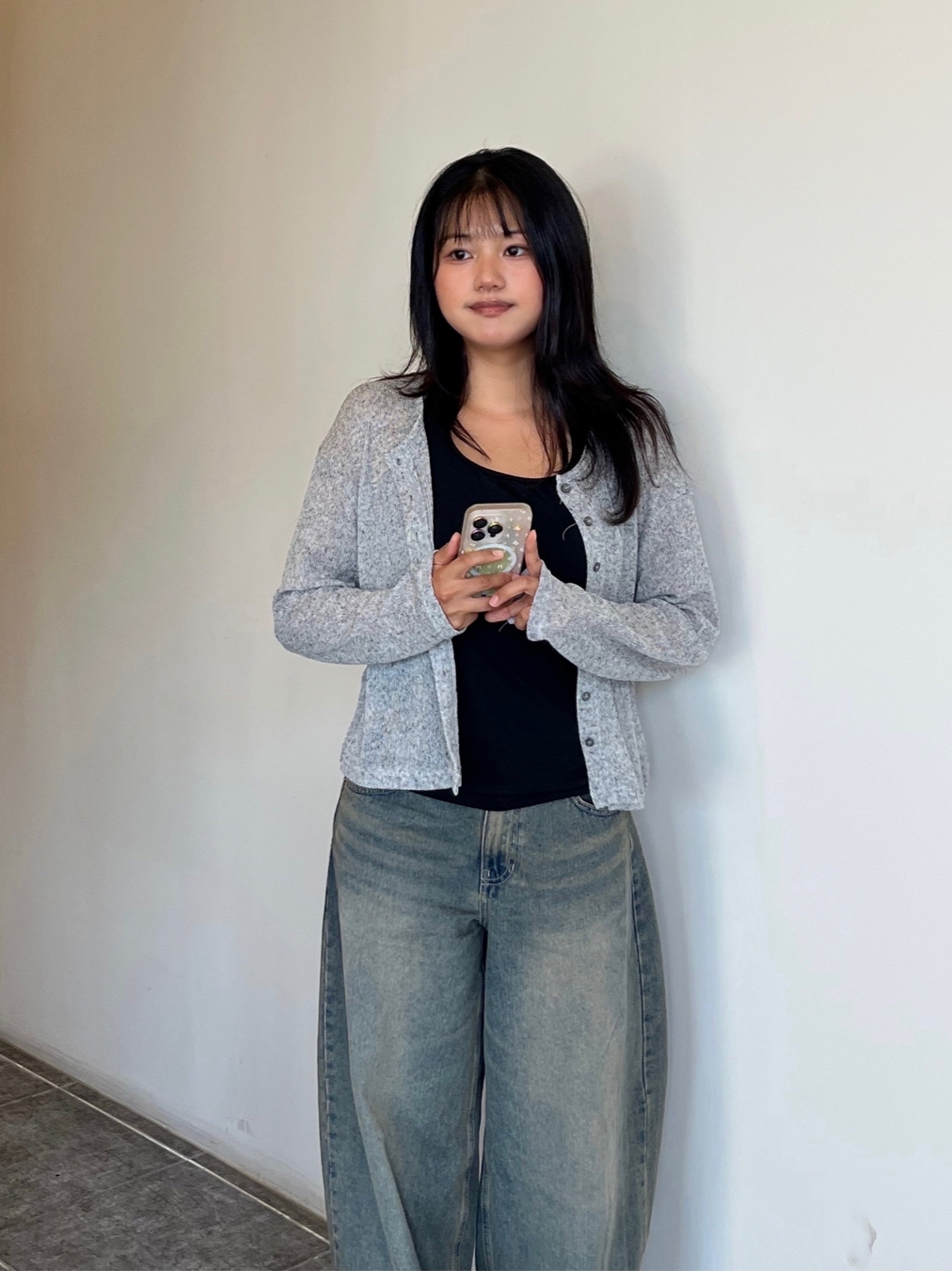 Knitted Summer Long Sleeve Cardigan Grey 착용 스타일