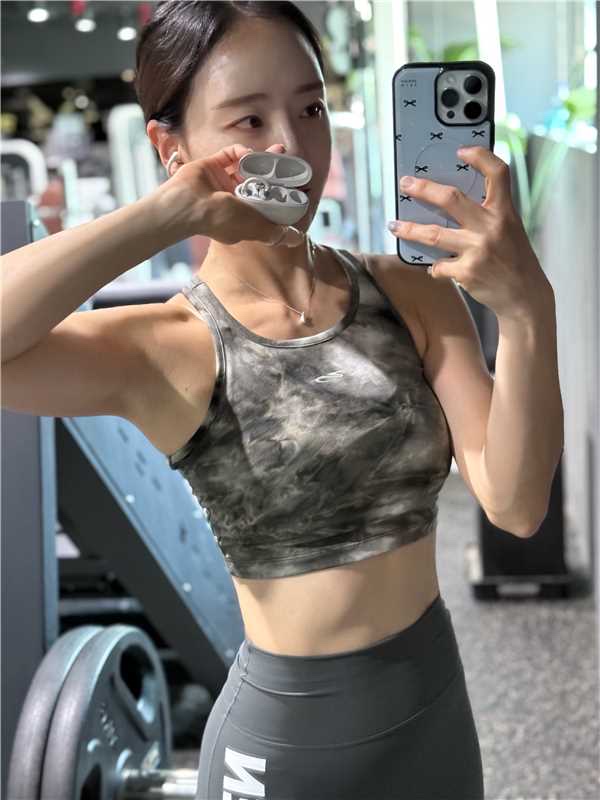 Edifier Comfo Bass Open-Ear Bluetooth Earbuds - Silver 착용 스타일 - 5