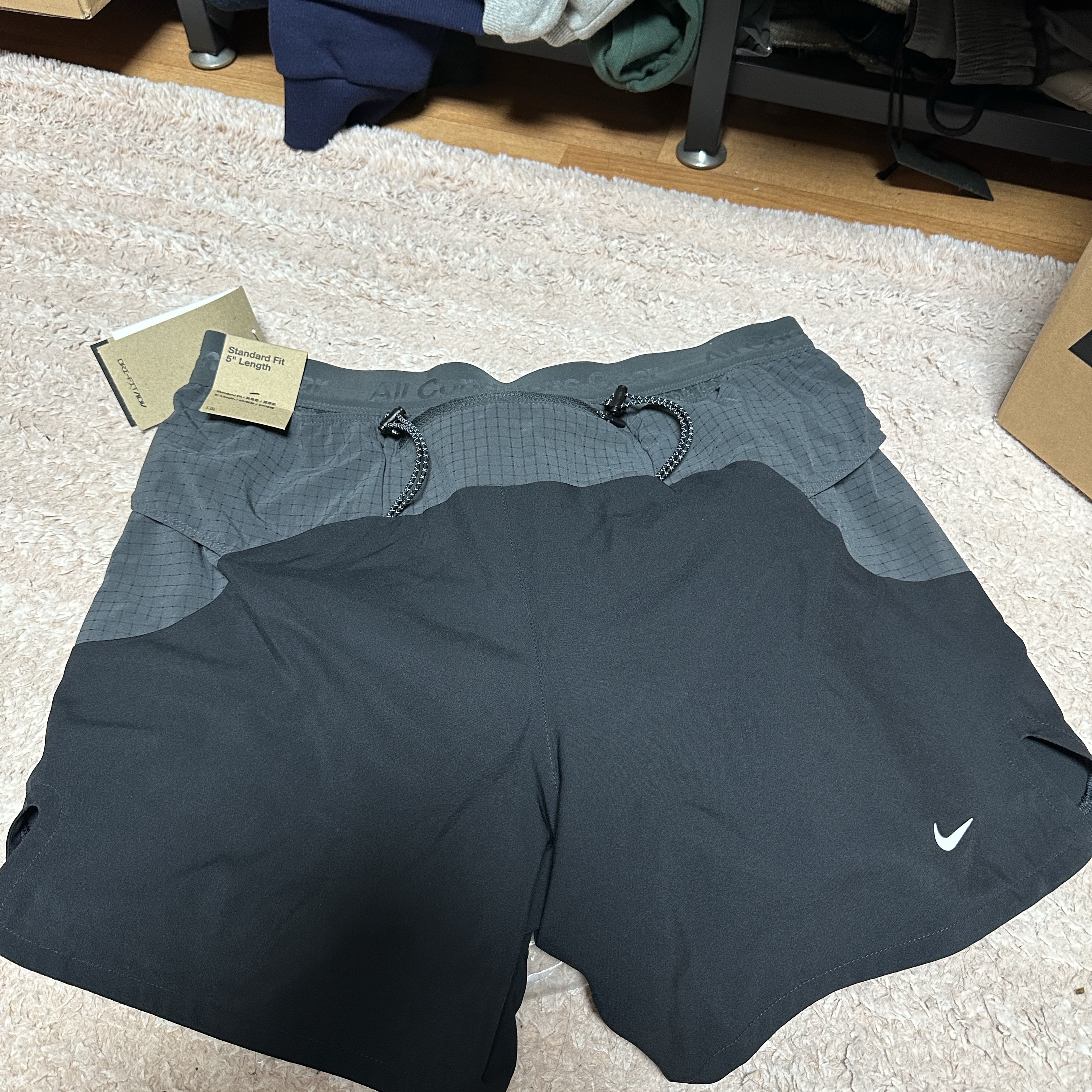Nike ACG Second Sunrise Dri-Fit ADV 5 Inch Brief Lined Shorts Black Anthracite - Asia 착용 스타일 - 2