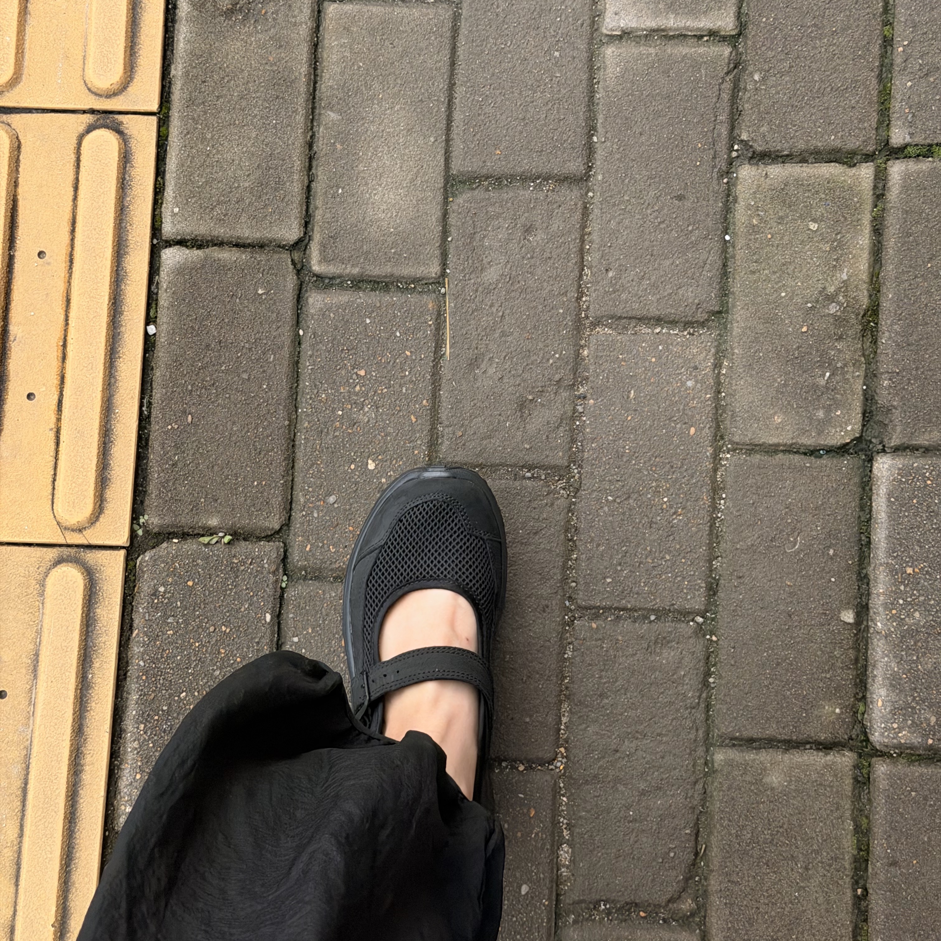 Salomon RX Marie Jeanne Black 착용 스타일