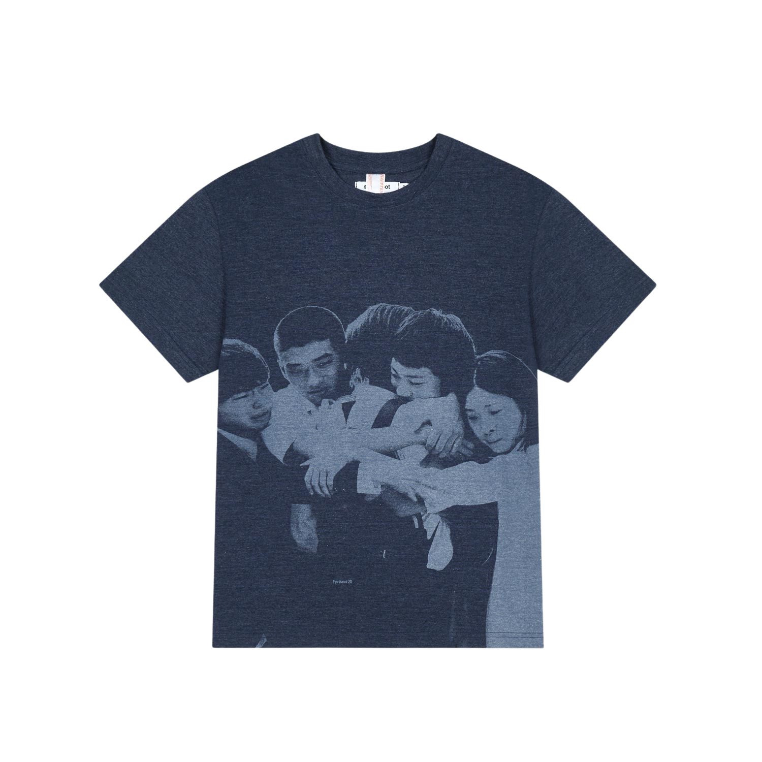 [KREAM 단독] 사파리스팟 x 해피엔드 허그 티셔츠 (네이비)([KREAM 단독] Safarispot X Happyend Hug T-Shirt (Navy))