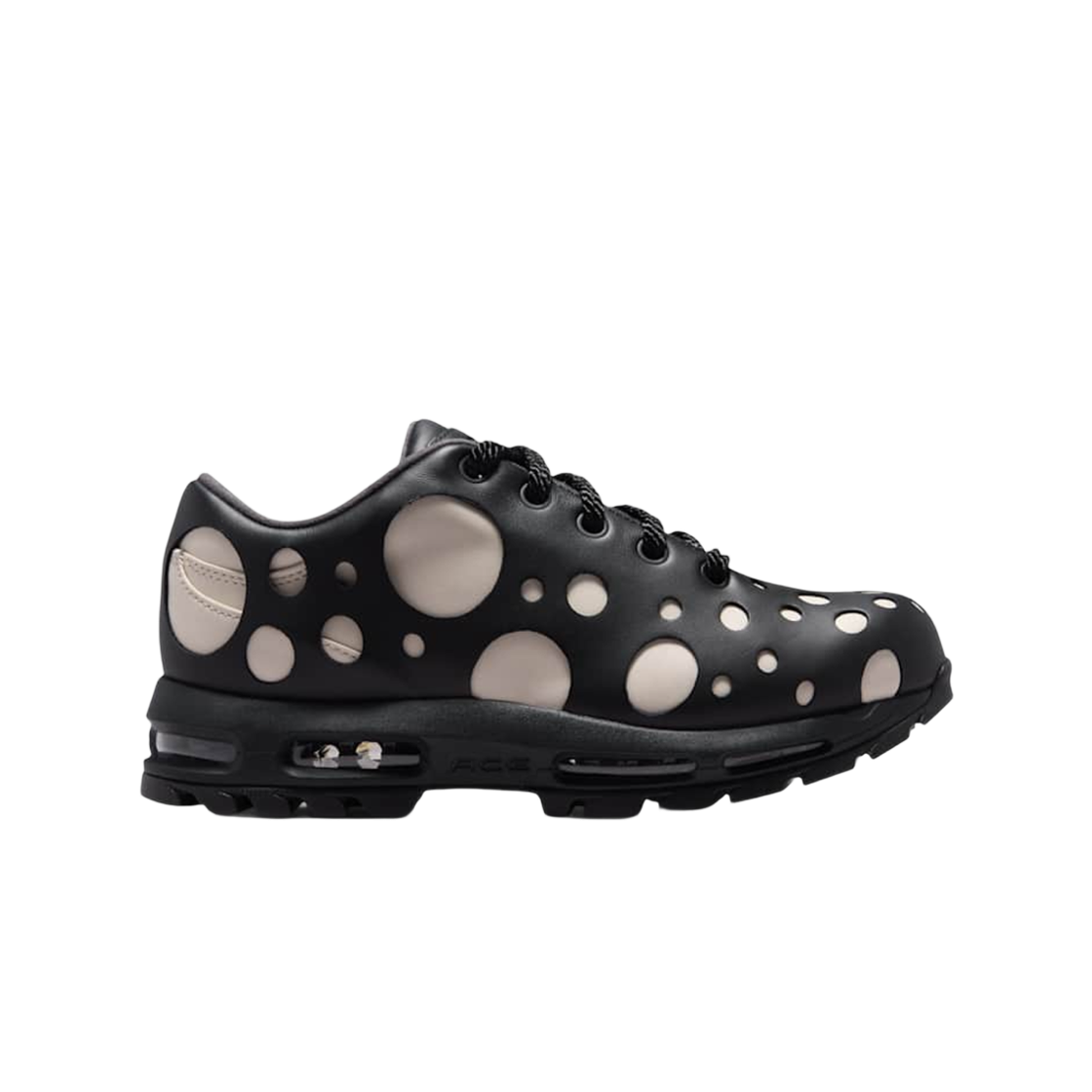 IR2174-100 Nike Air Max Goadome Low Light Orewood Brown and Black