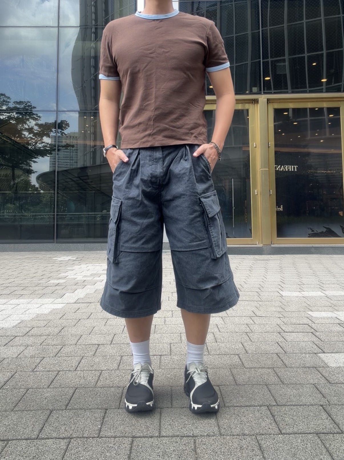 Millo Archive Rector Cargo Bermuda Pants Ash Blue, On Running x Post Archive Faction (Paf) Cloudmonster Hyper Black 착용 스타일