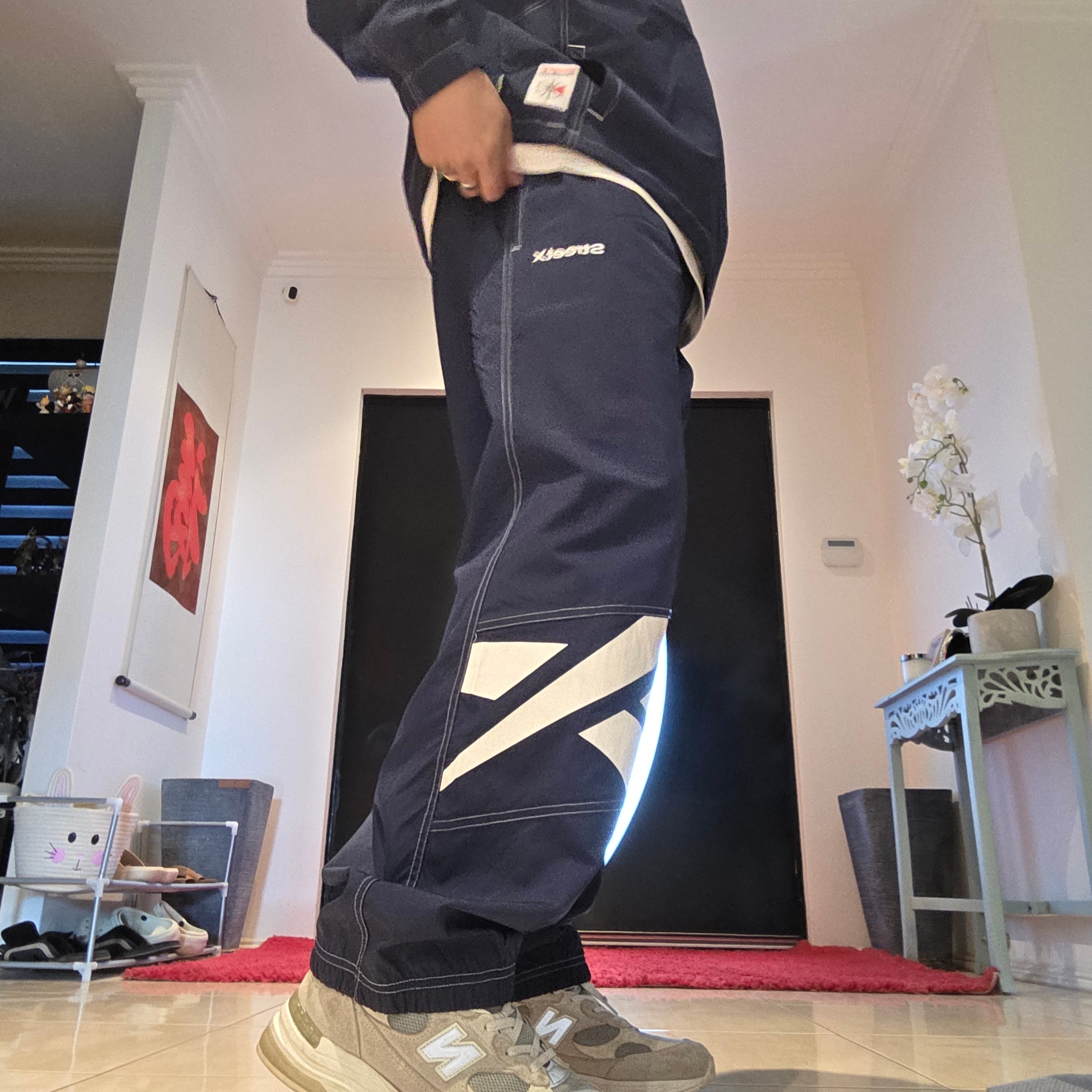 Reebok x StreetX Vector Jacket Navy Blue, Reebok x StreetX Vector Track Pants Navy Blue 착용 스타일 - 2