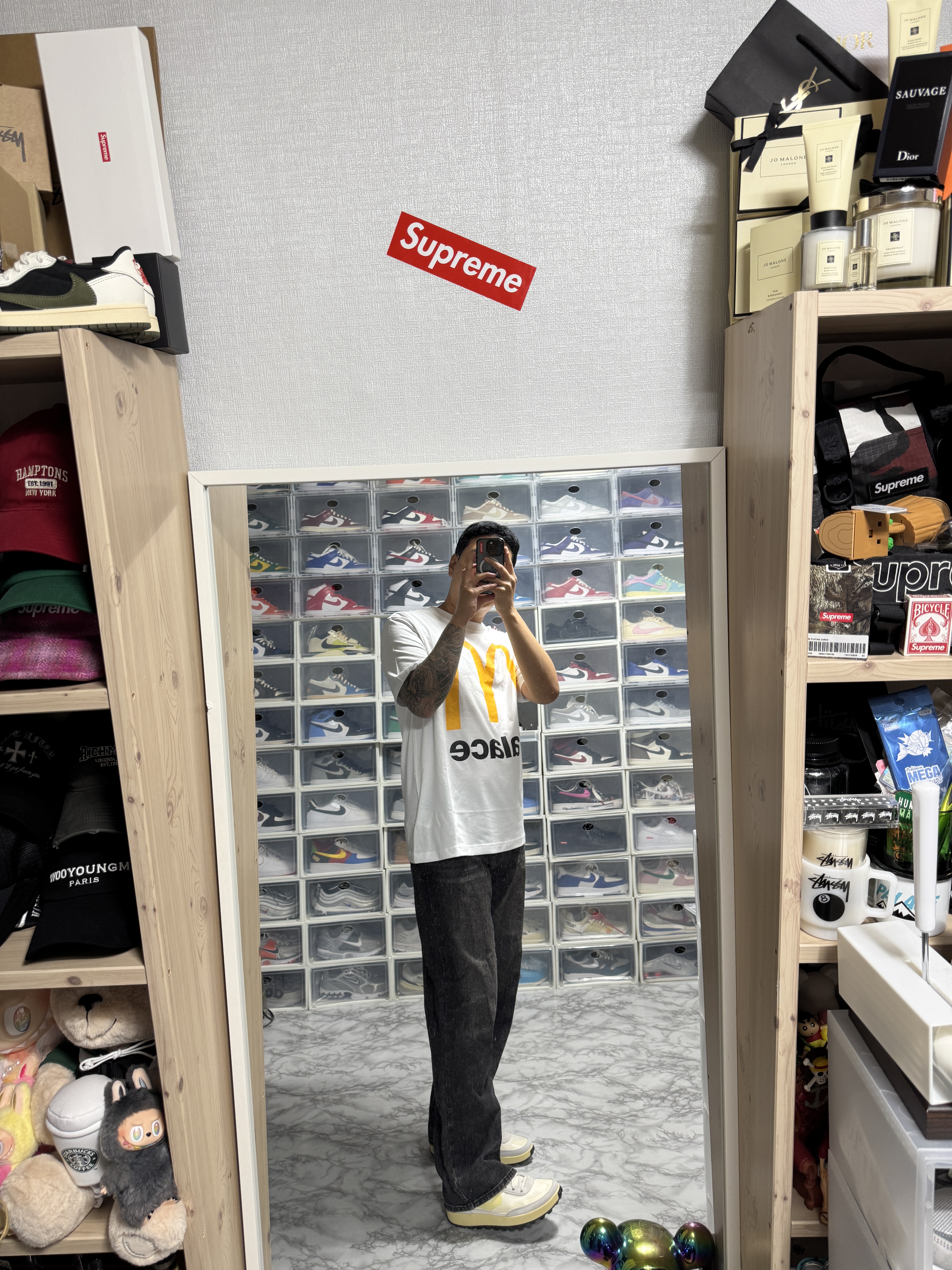 Palace x McDonald's Logo T-Shirt White - 23FW, Nike x Tom Sachs General Purpose Shoe Grey Yellow 착용 스타일 - 2