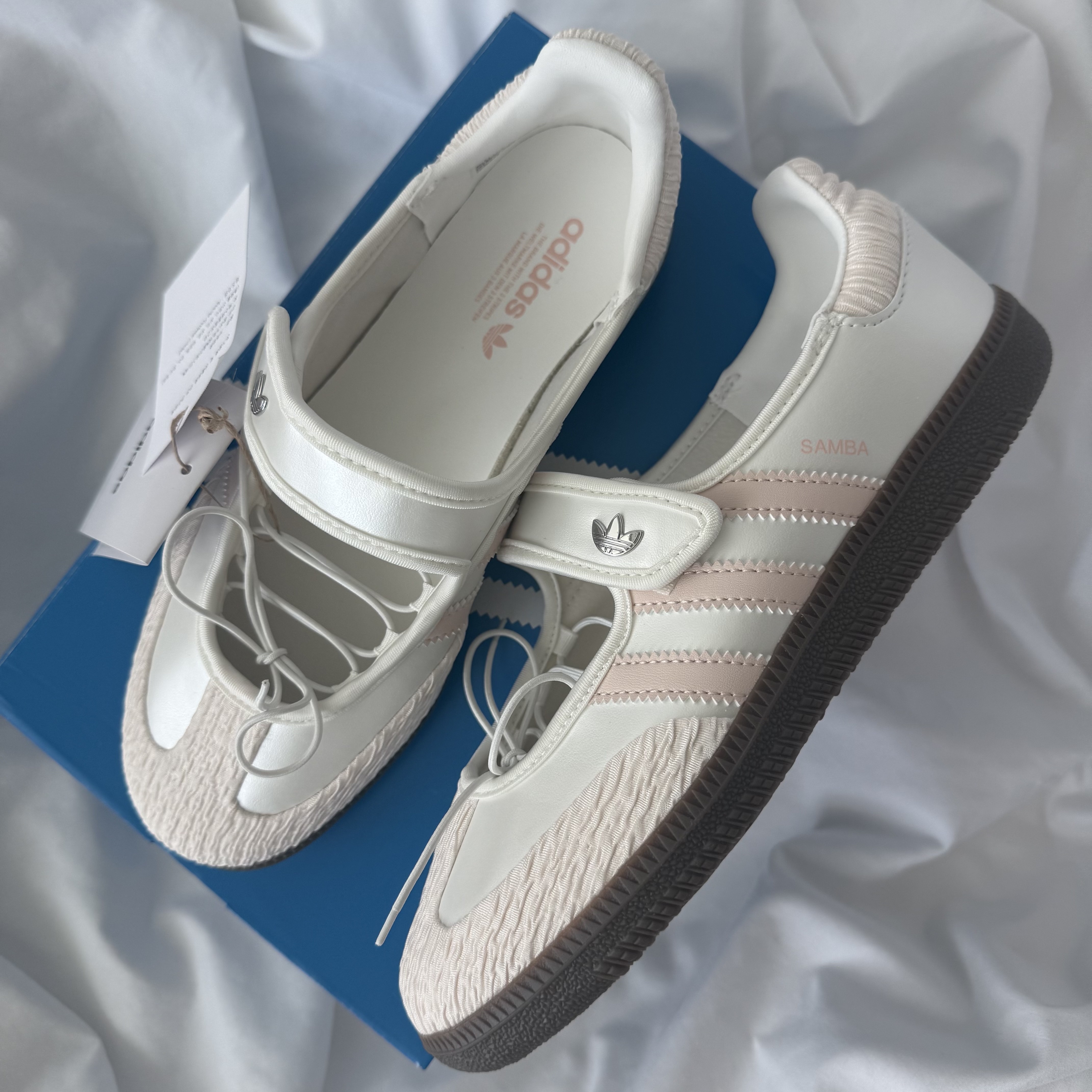 (W) Adidas Originals Samba Jane Core White Chalk White 착용 스타일 - 1