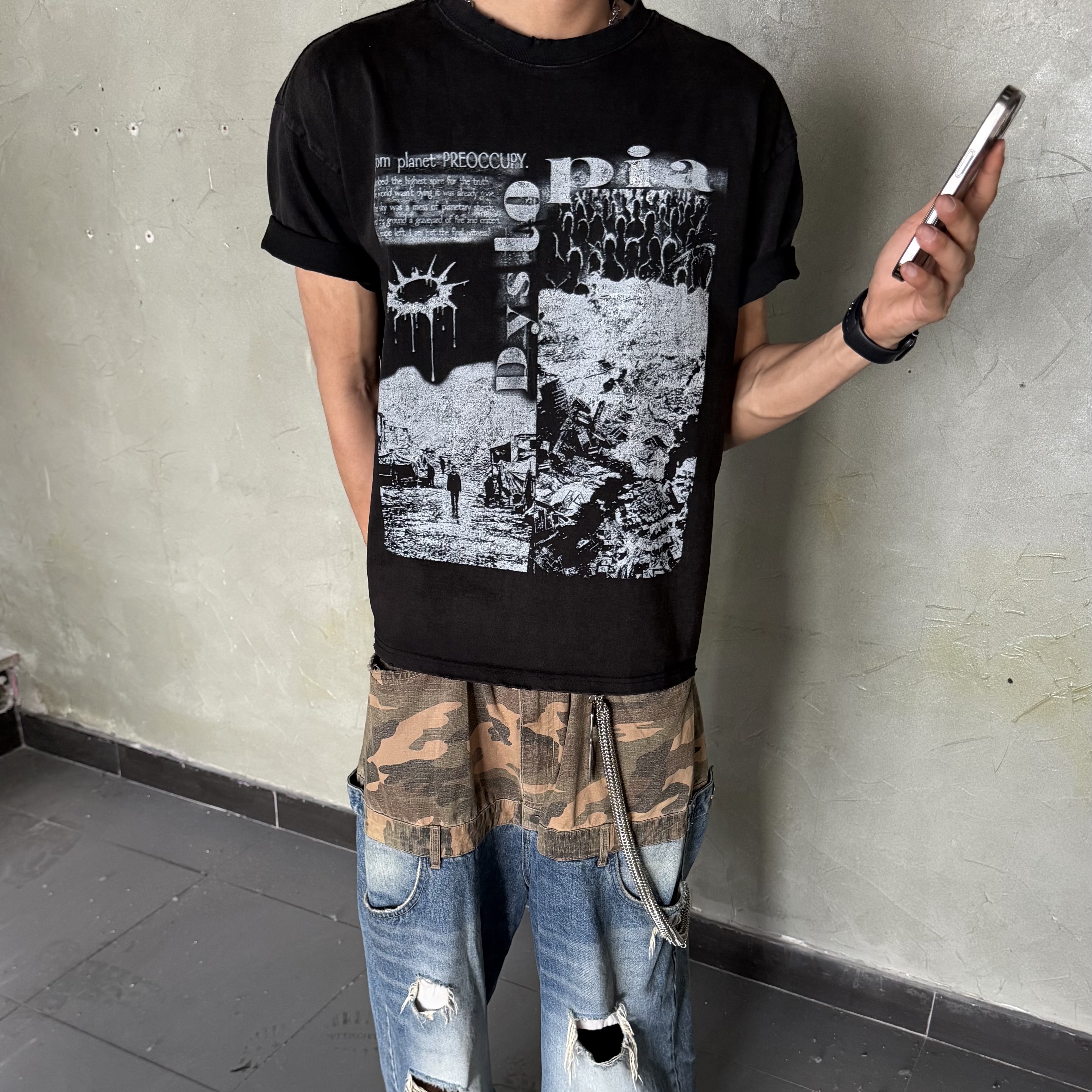 preoccupy Dystopia Planet T-shirt, Timberland Premium 6 inch Waterproof Boot Wheat Nubuck - Medium 착용 스타일 - 1