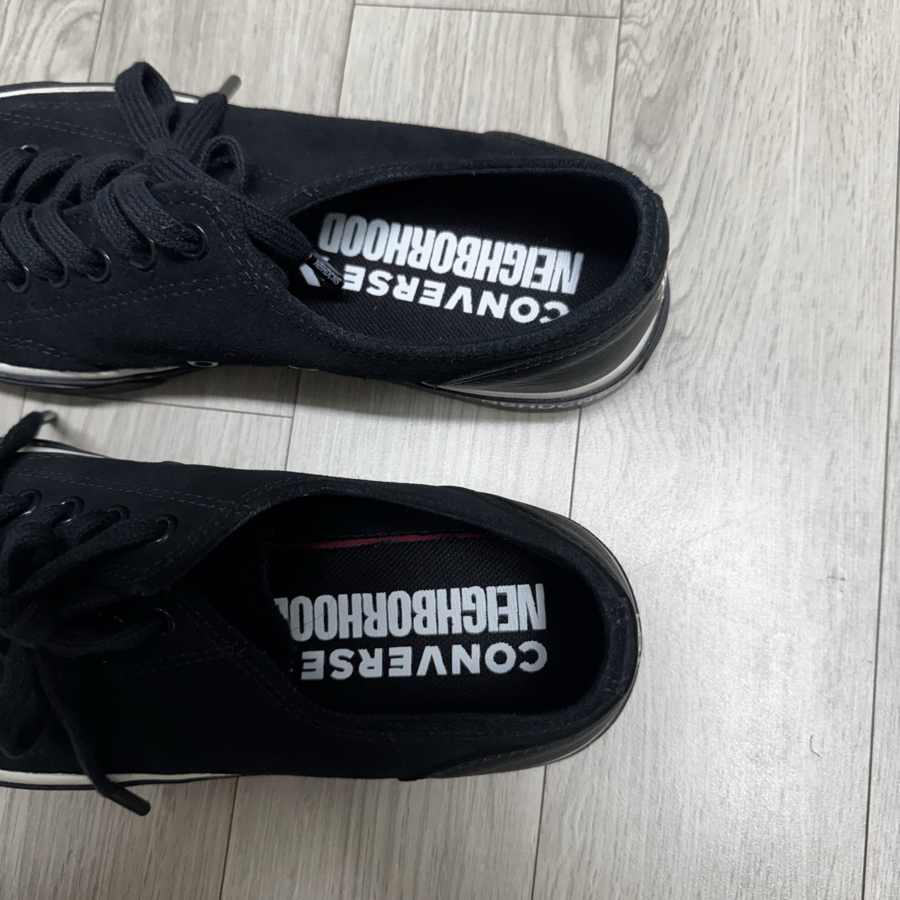 Converse x Neighborhood Jack Purcell Ox Motorcycle 착용 스타일 - 2