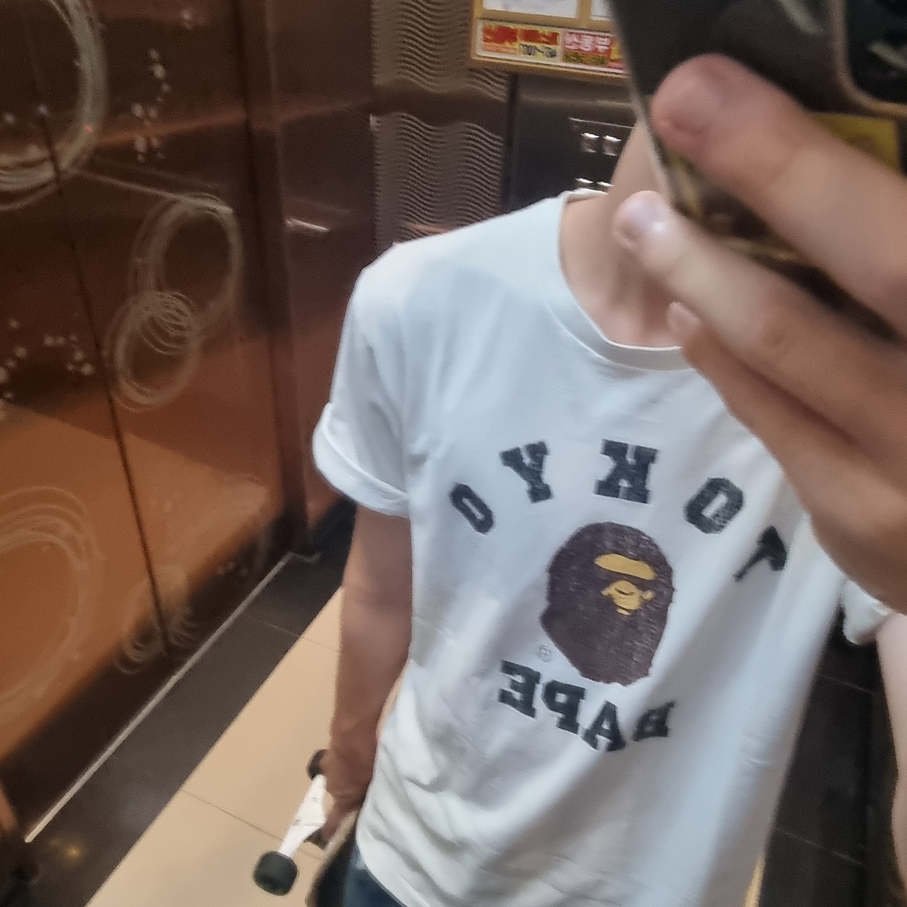BAPE College T-Shirt White 착용 스타일 - 2