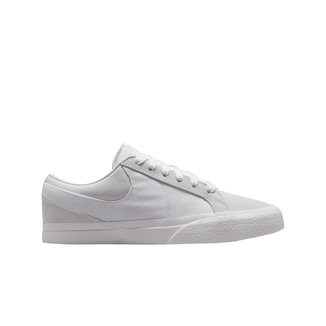 IM2523-100 Nike Blazy White and Sail