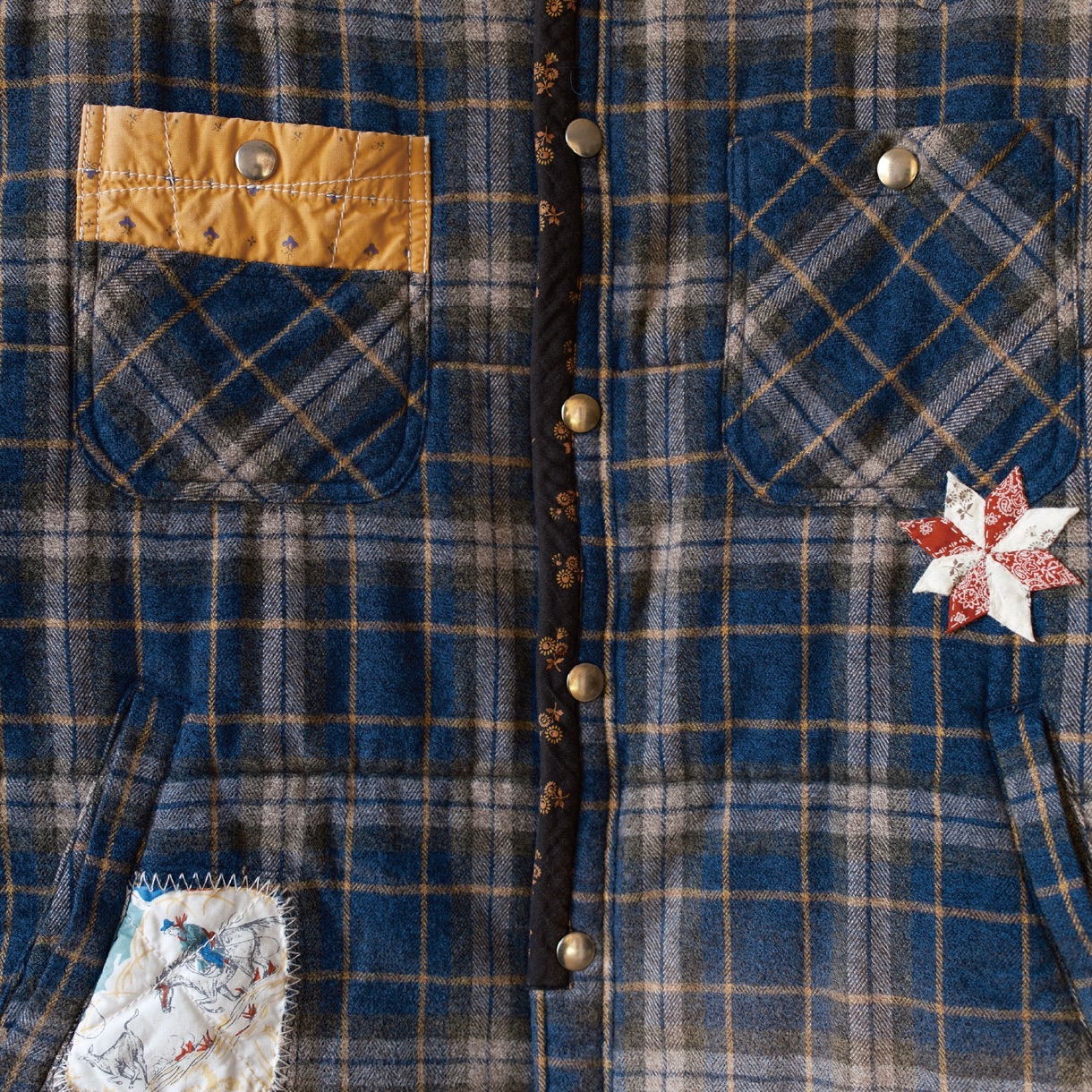 코키 빈티지 이펙트 체크 푸퍼 자켓 블루 - 26FW(Khoki Vintage Effect Checked Puffer Jacket Blue - 26FW) - 4
