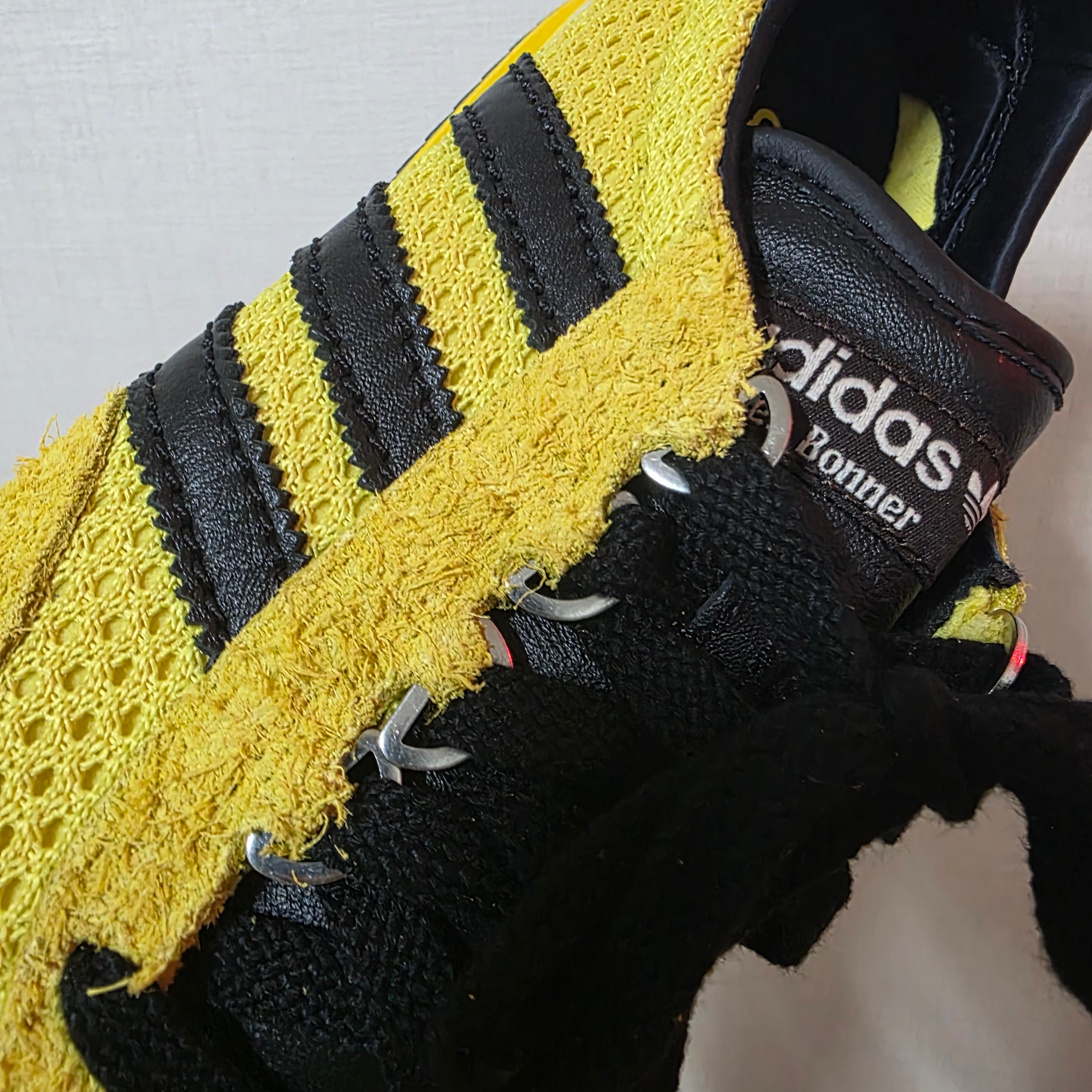 Adidas x Wales Bonner SL 76 Yellow Core Black, Nike Everyday Lightweight Training Crew Socks Black (3 Pack/Korean Ver.) 착용 스타일 - 3