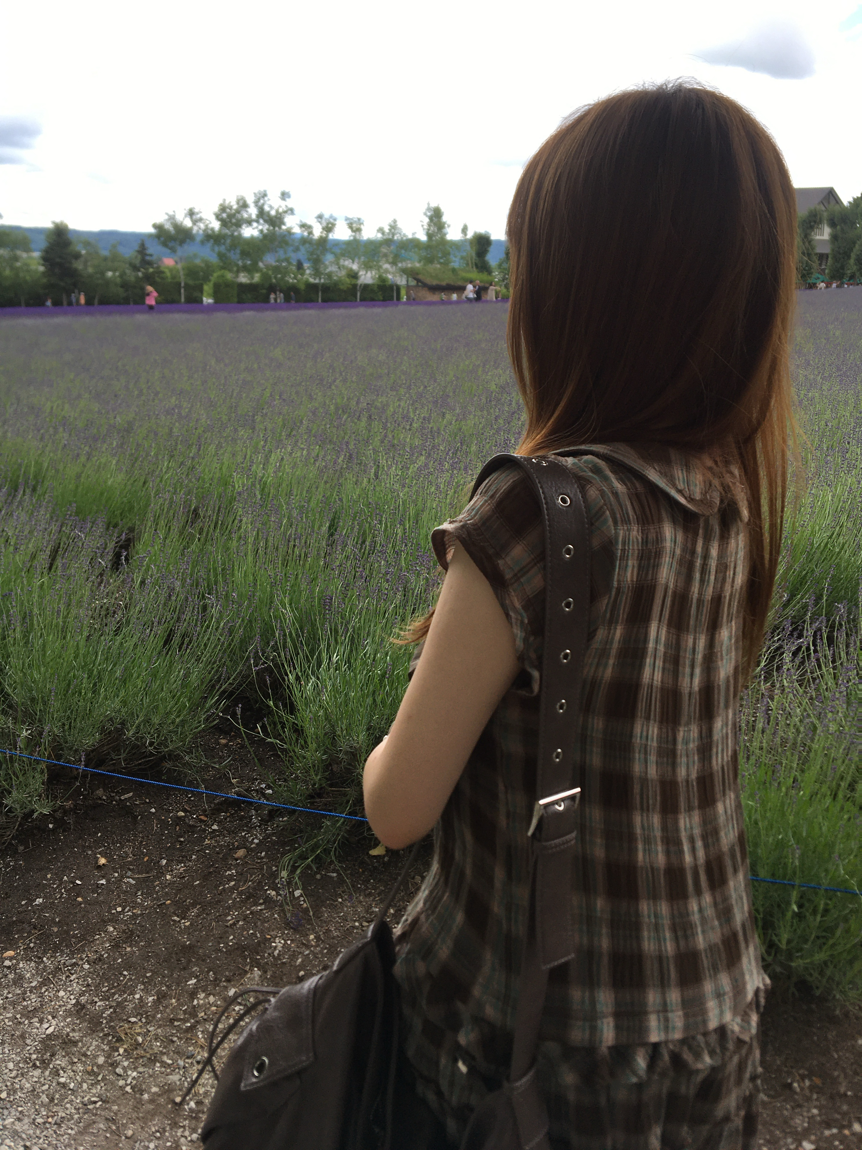 COYSEIO Raw Edge Check One Piece Brown, COYSEIO Raw Edge Check One Piece Purple 착용 스타일 - 4