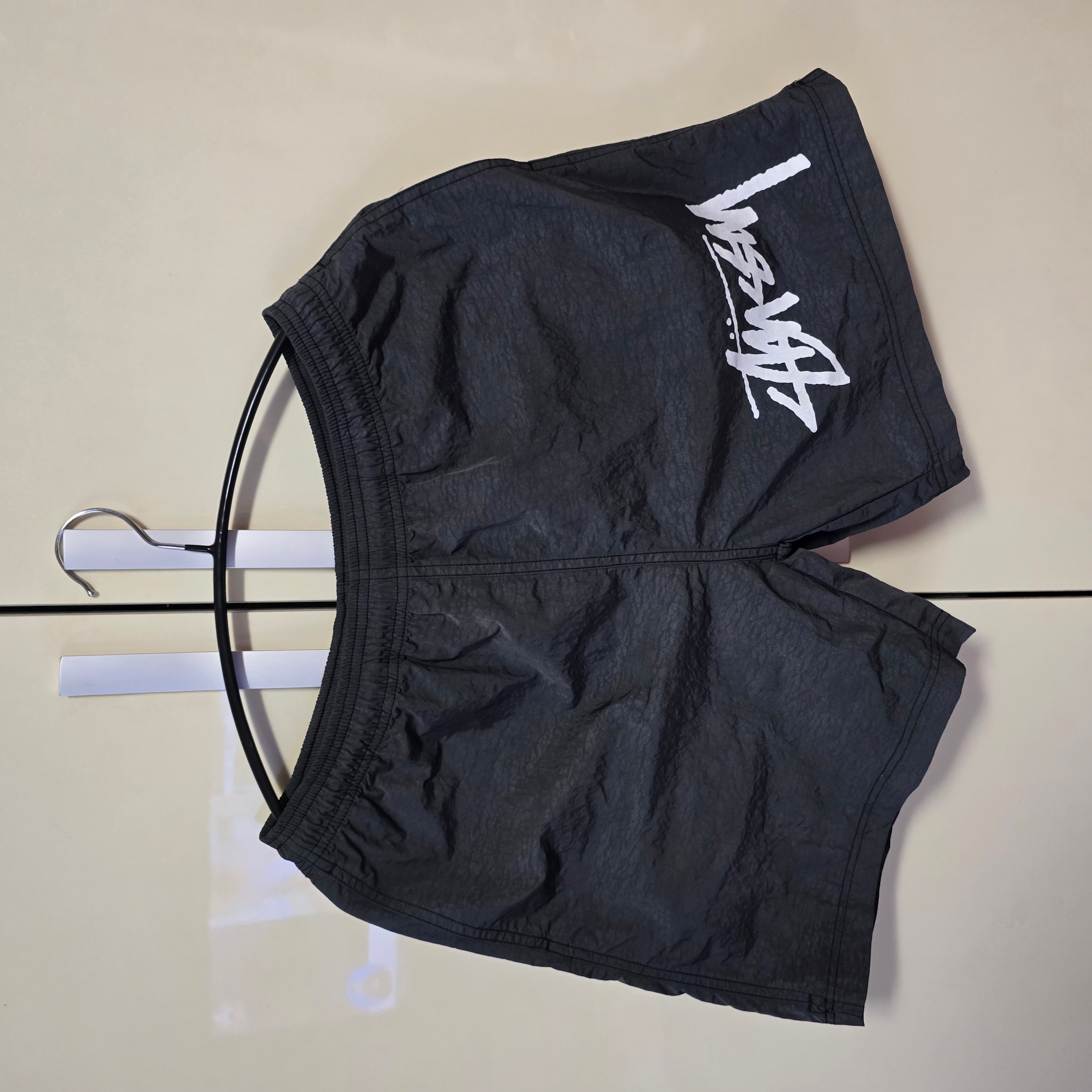 Nike x Stussy Water Shorts Off Noir 착용 스타일 - 1