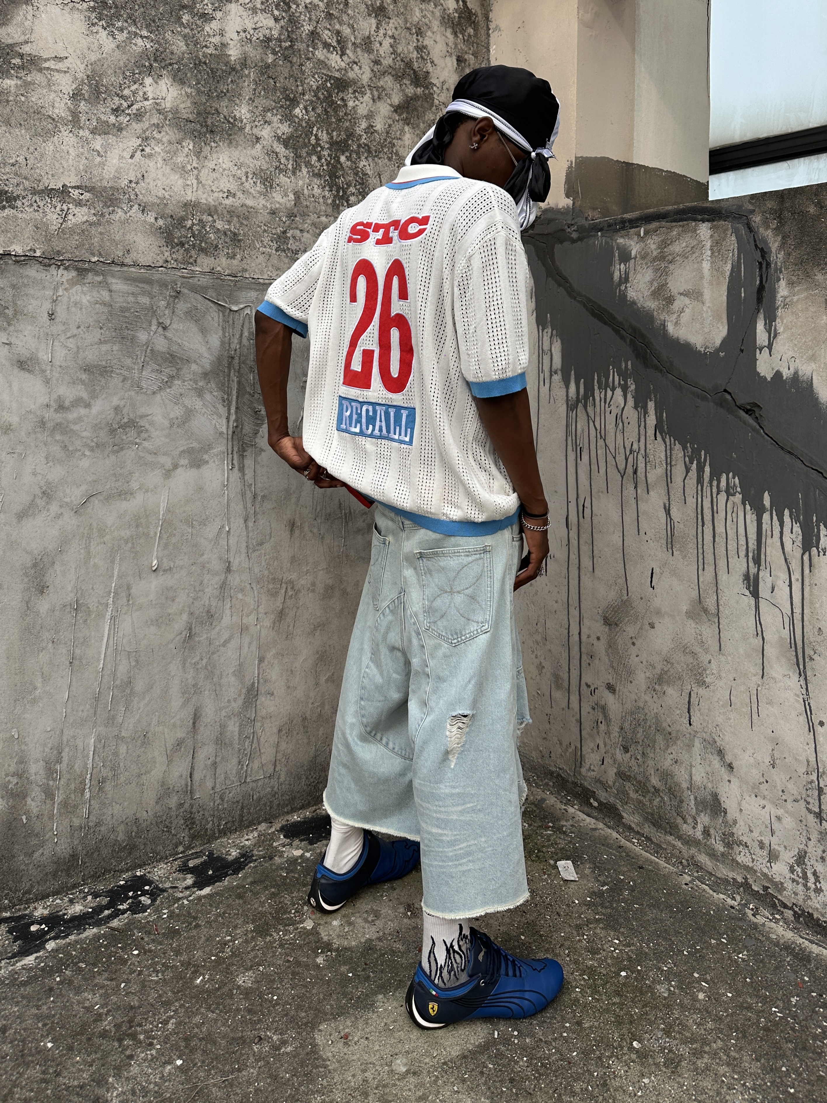 STEEPC Uni*Half Cardigan, STEEPC Whisker*Denim Bermuda Pants 착용 스타일 - 1