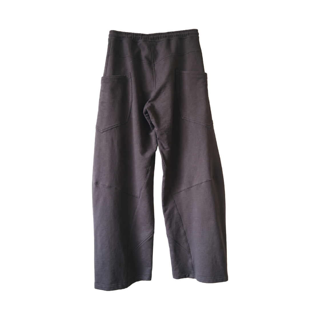 코키 3D 컷팅 스웻 팬츠 차콜 - 26FW(Khoki 3D Cutting Sweat Pants Charcoal - 26FW) - 2