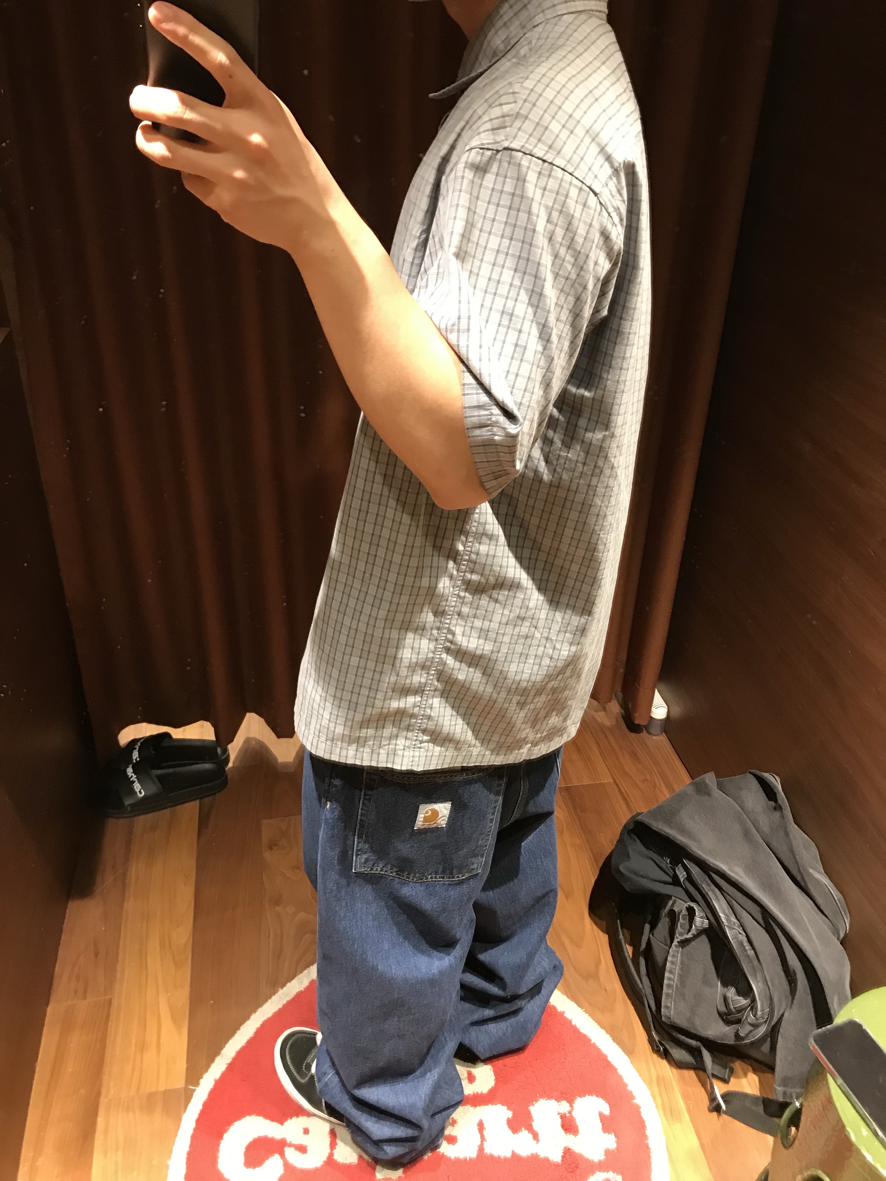 칼하트 WIP 브랜돈 팬츠 블루 스톤 워시드 착용 스타일 - 1