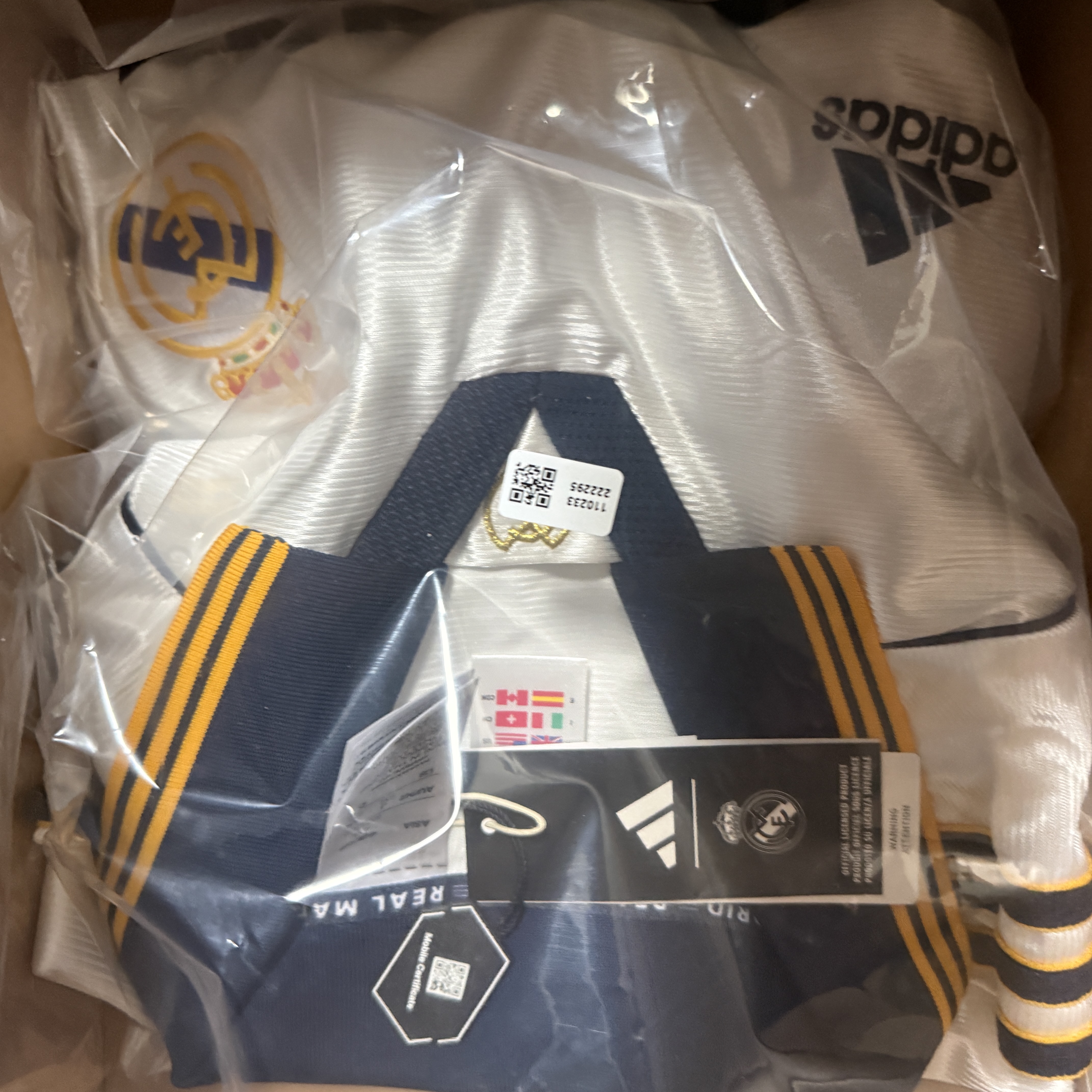 Adidas Real Madrid 99/00 Home Jersey White - KR Sizing (Non Marking Ver.) 착용 스타일