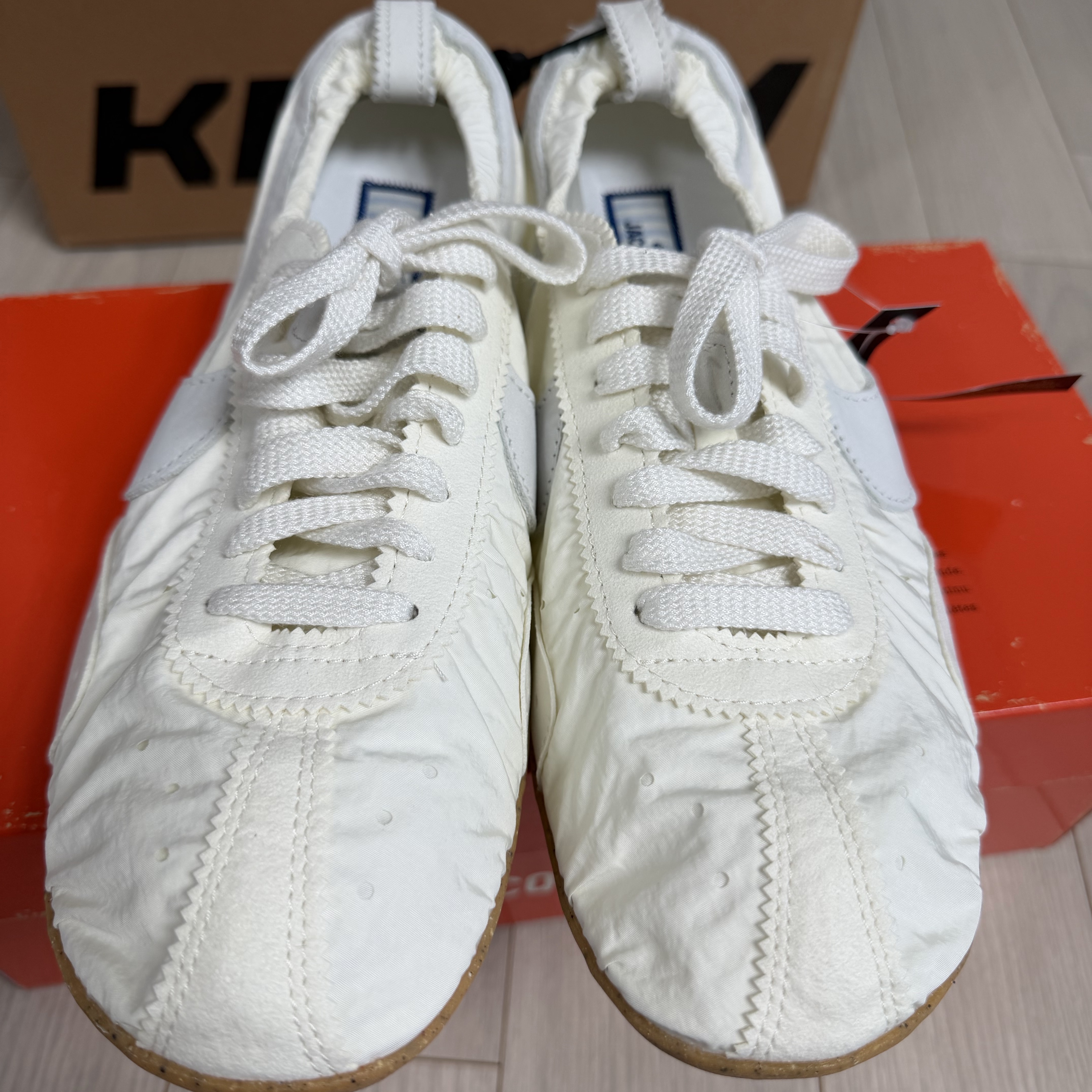 Nike x Jacquemus Moon Shoe SP Soft Pearl Sail 착용 스타일 - 2