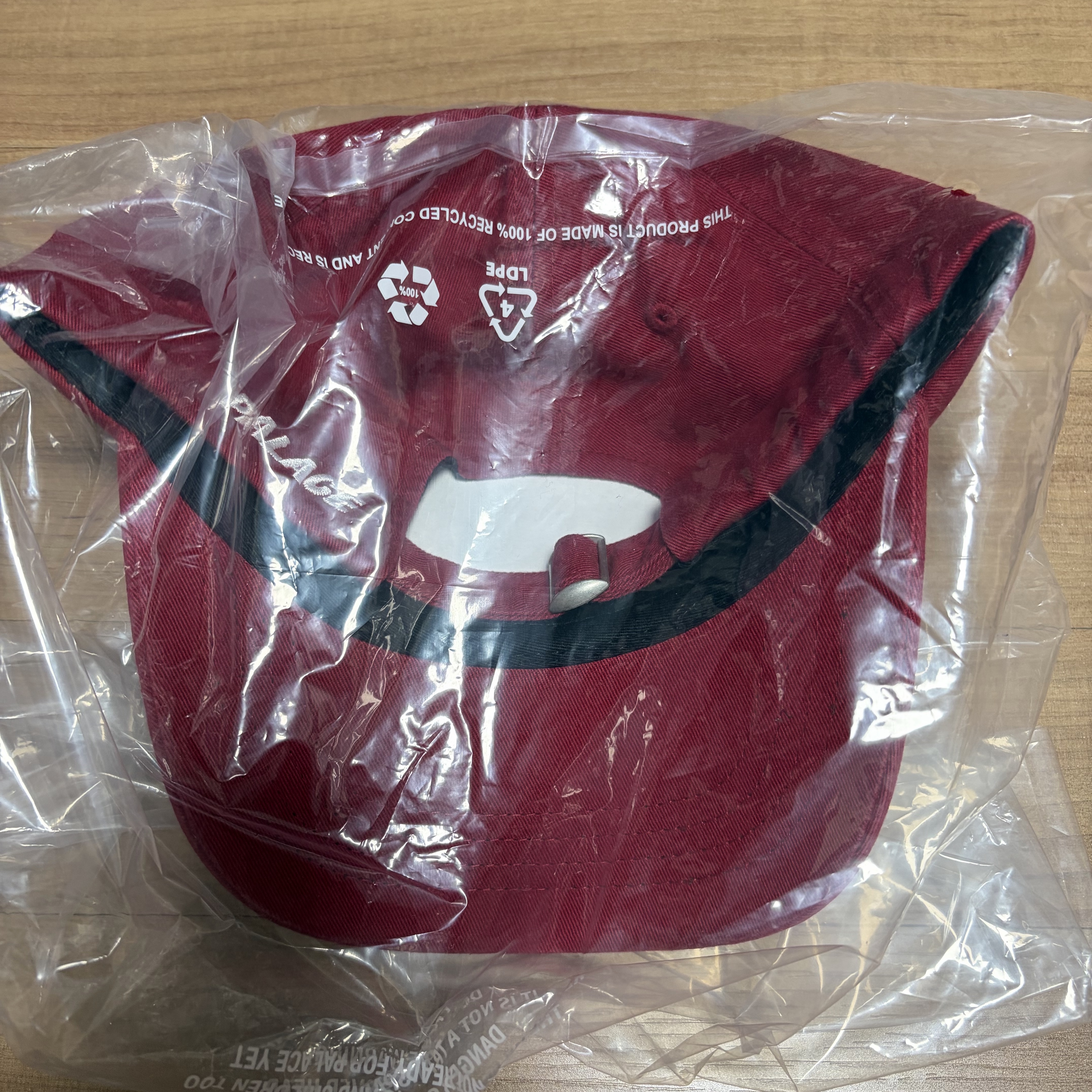Palace P 6-Panel Red - 25FW 착용 스타일 - 2