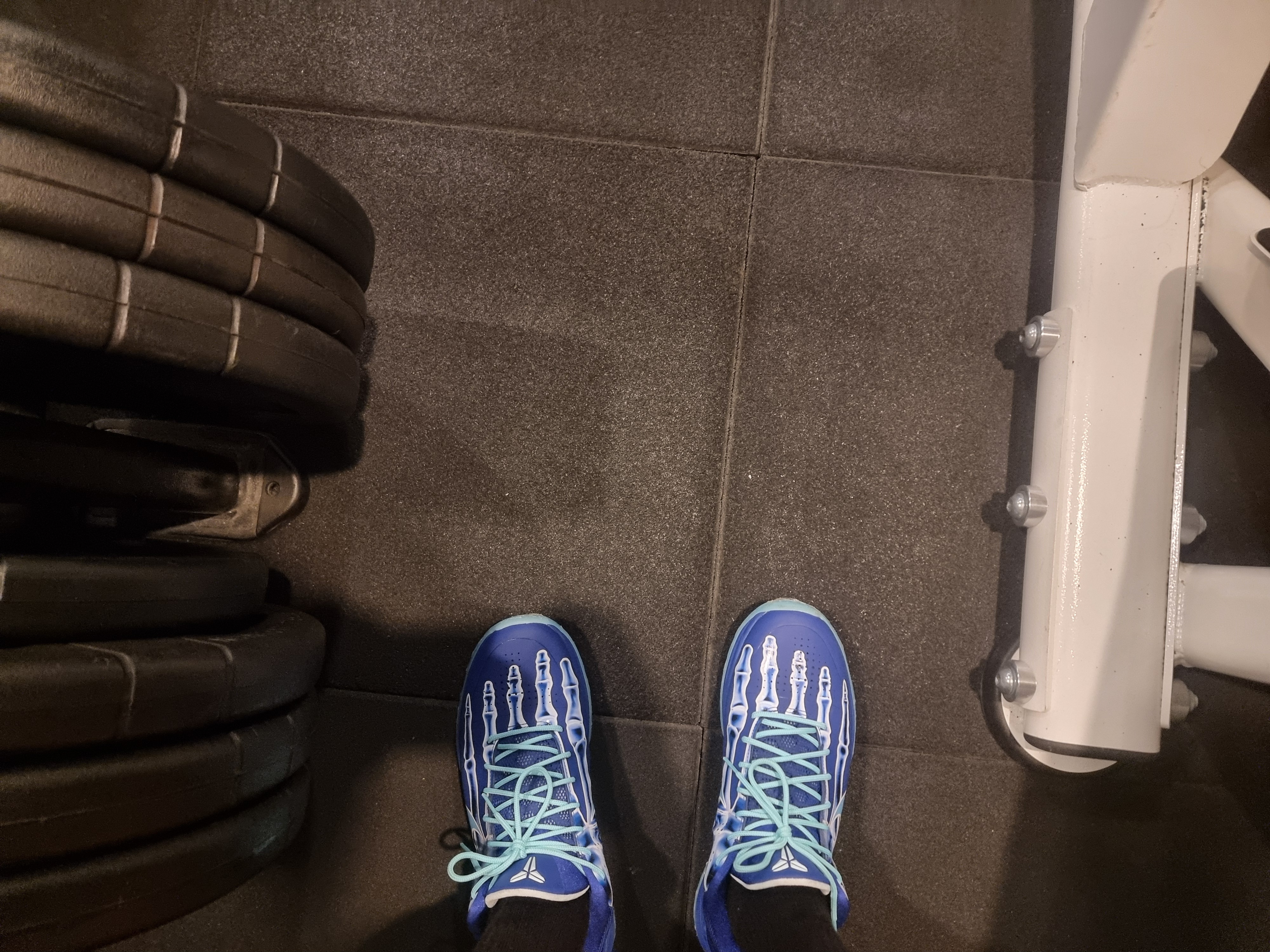 Nike Kobe 5 Protro Deep Royal Blue 착용 스타일