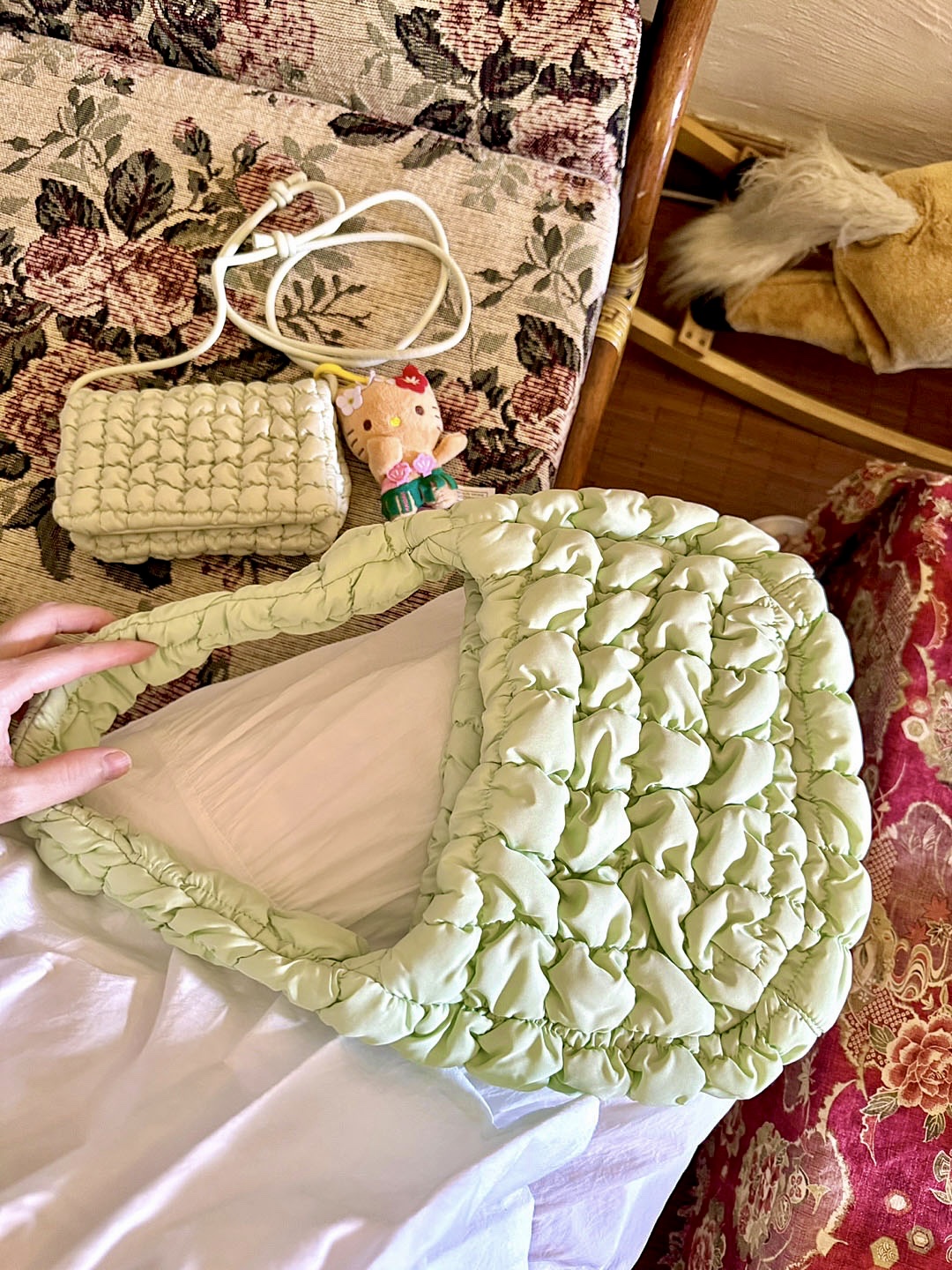 COS Quilted Mini Bag Green, (W) Pandora Moments Open Bangle Sterling Silver 착용 스타일 - 2