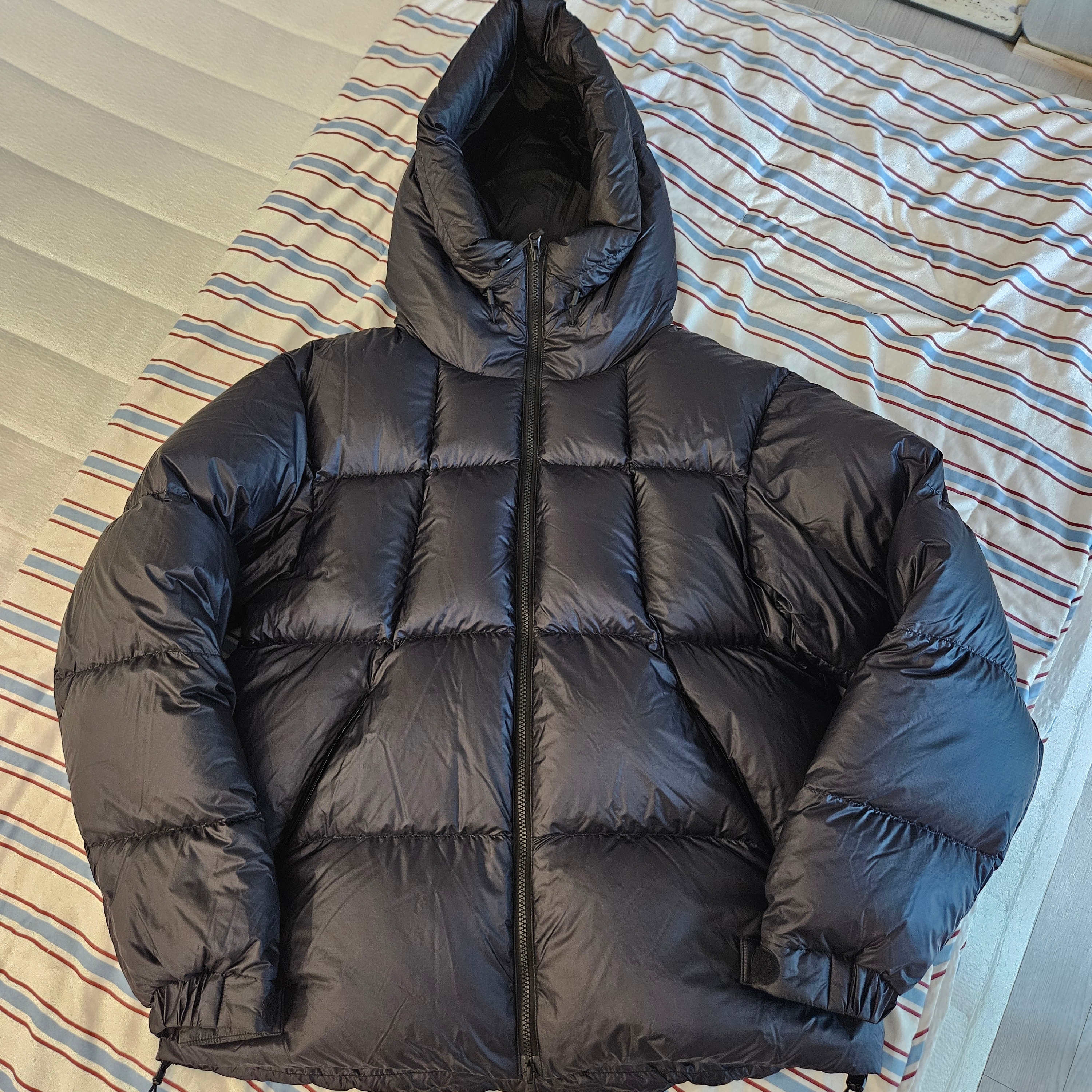Goldwin Pertex Quantum Down Parka Black 착용 스타일