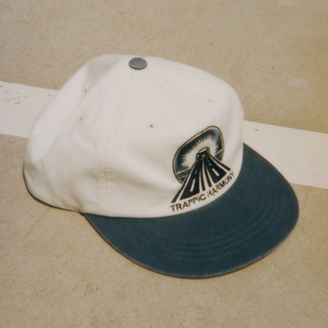 트래픽하모니 드라이브 로고 트러커햇 아이보리&네이비(Traffic Harmony Drive Logo Trucker Hat Ivory & Navy) - 3