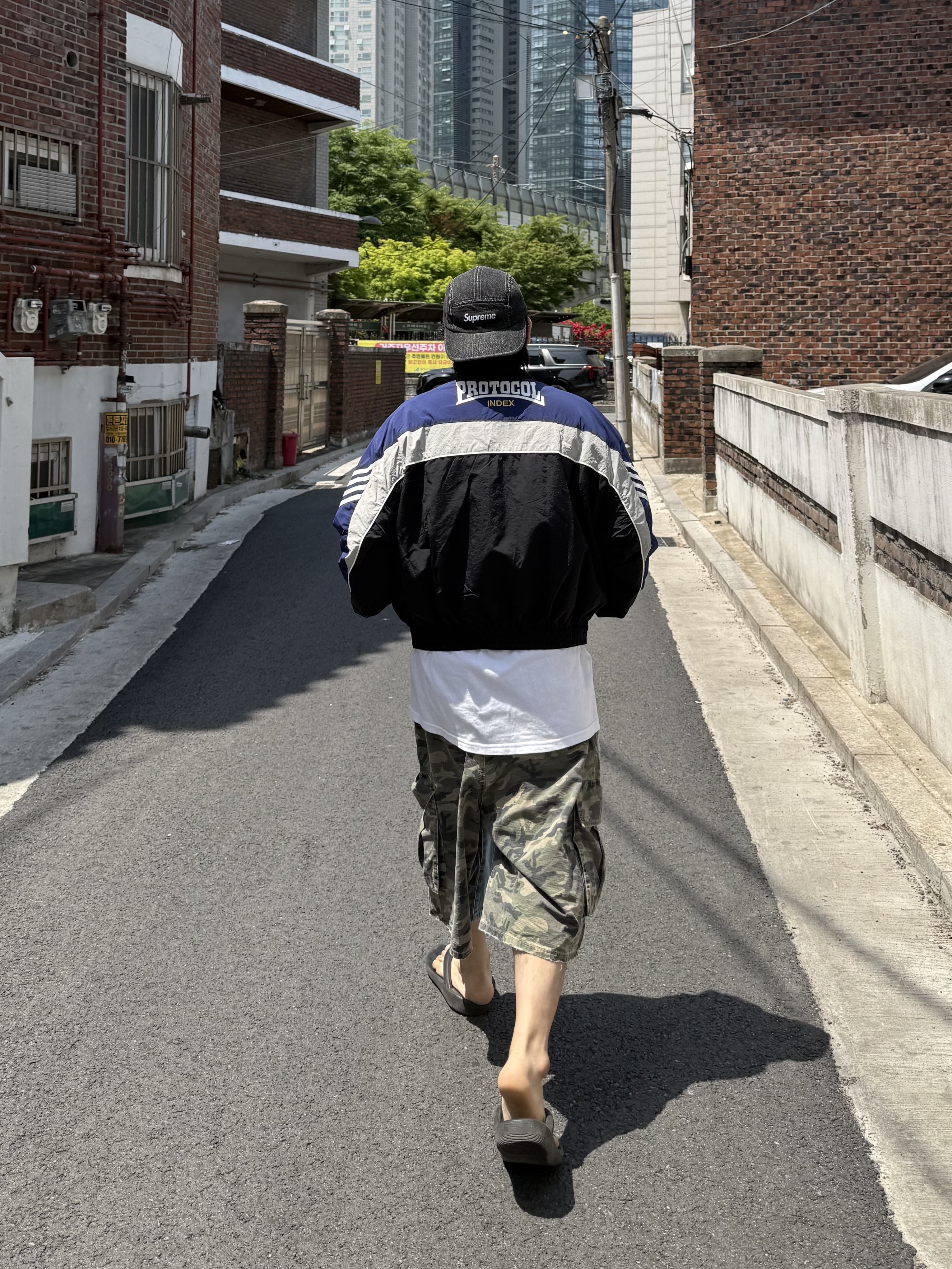 Supreme Denim Camp Cap Black - 24SS, Protocol Index Sports Track Jacket Blue 착용 스타일 - 3