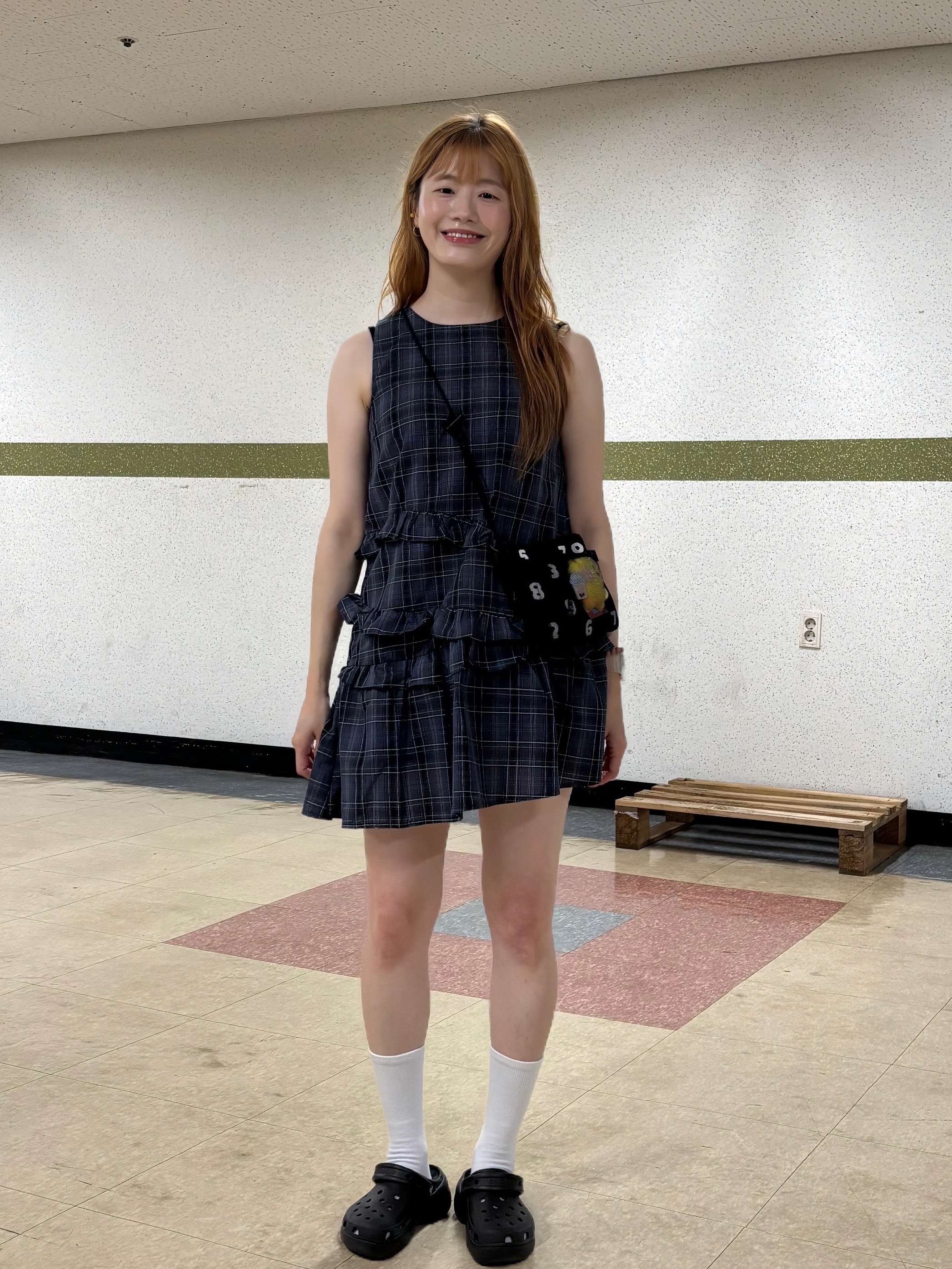 Sou Sou Poketle Mesh Sacoche Black, (W) Crocs Classic Platform Clog Black 착용 스타일 - 6