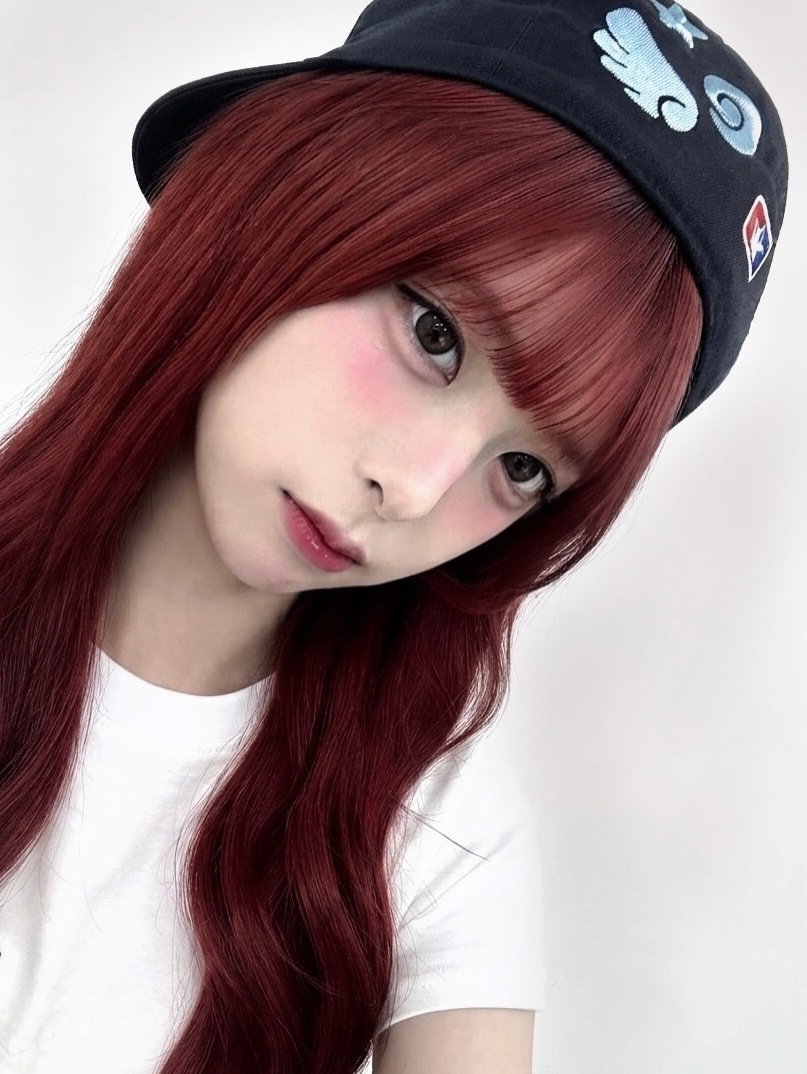 venhit VC Signature Embroidered Slim Fit Short Sleeve T-Shirt Dot White, venhit ECA Rabbit Star Cap 착용 스타일 - 3