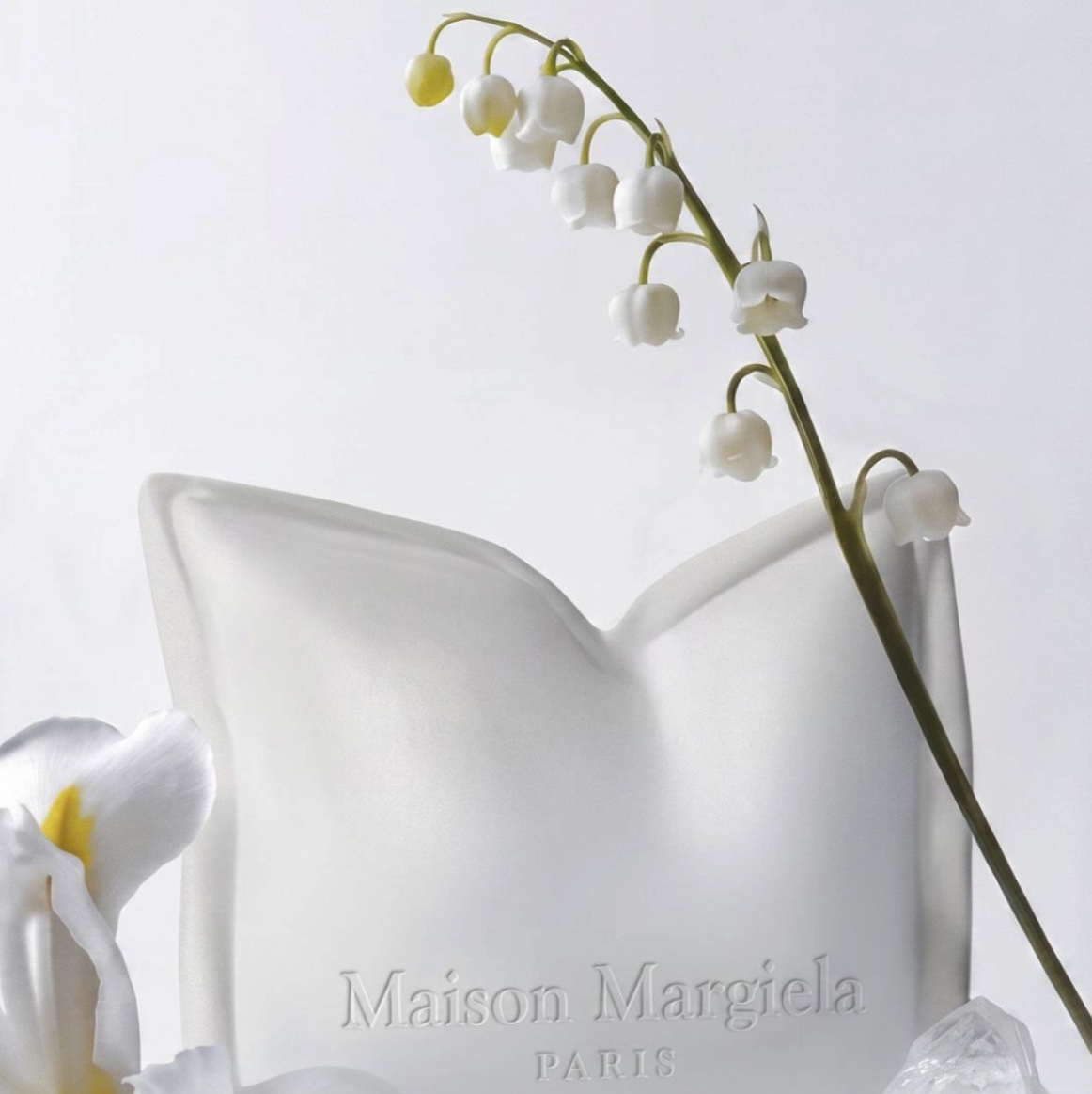 [사은품 이벤트] MAISON MARGIELA REPLICA LAZY SUNDAY MORNING CAR DIFFUSER 착용 스타일 - 1
