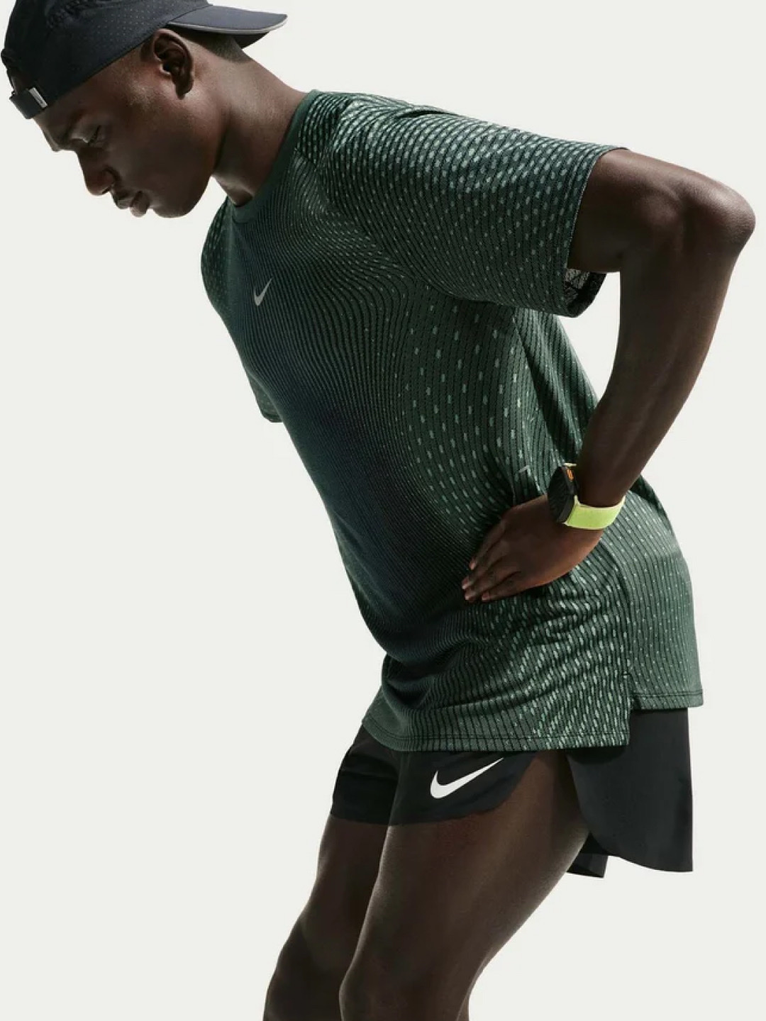 Nike Stride Aero-Fit Short Sleeve Running Top Black Light Green Spark - Asia, Nike Stride Aero-Fit Short Sleeve Running Top Black Light Green Spark - US/EU μ°©μ© μ€νμΌ - 3