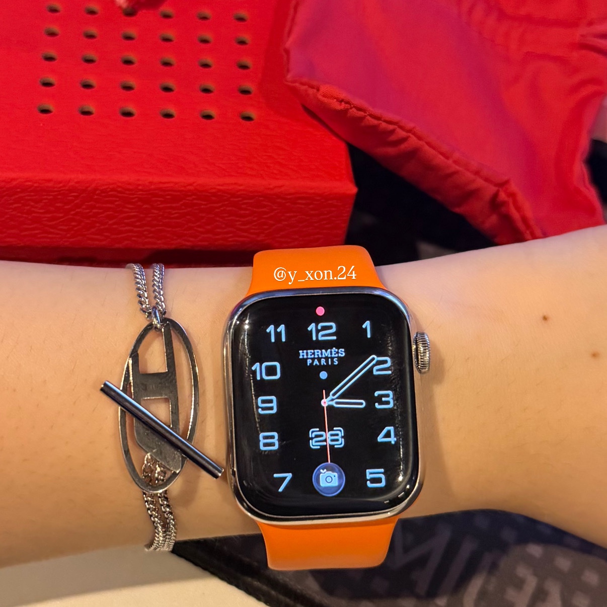 Diesel Dx1535 Stainless Steel Bracelet Silver, Apple Watch Hermes Series 11 42mm Titanium Case with Twill Jump Attelage Single Tour Rose Sakura Jaune De Naple (Korean Ver.) 착용 스타일 - 2