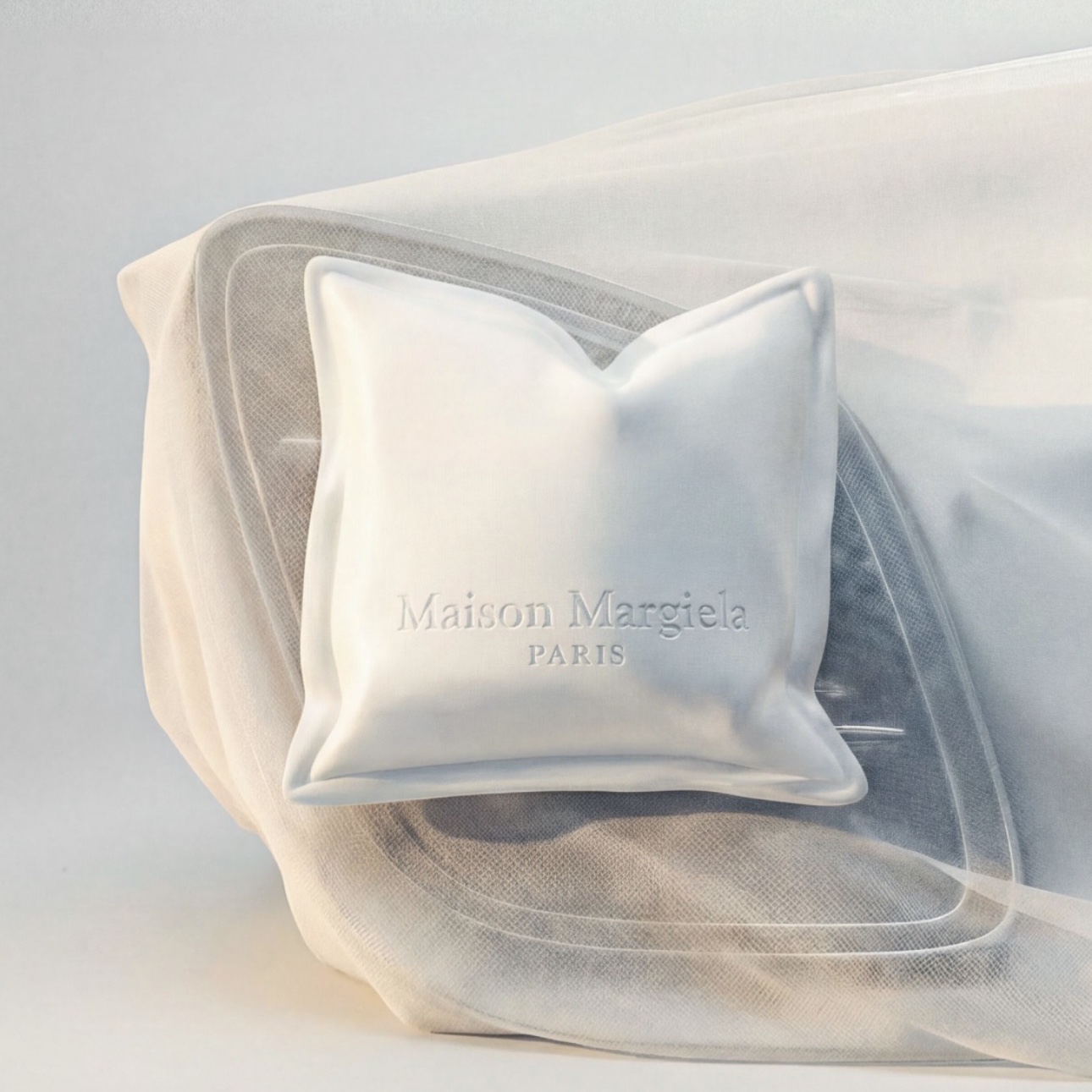 [사은품 이벤트] MAISON MARGIELA REPLICA LAZY SUNDAY MORNING CAR DIFFUSER 착용 스타일 - 2