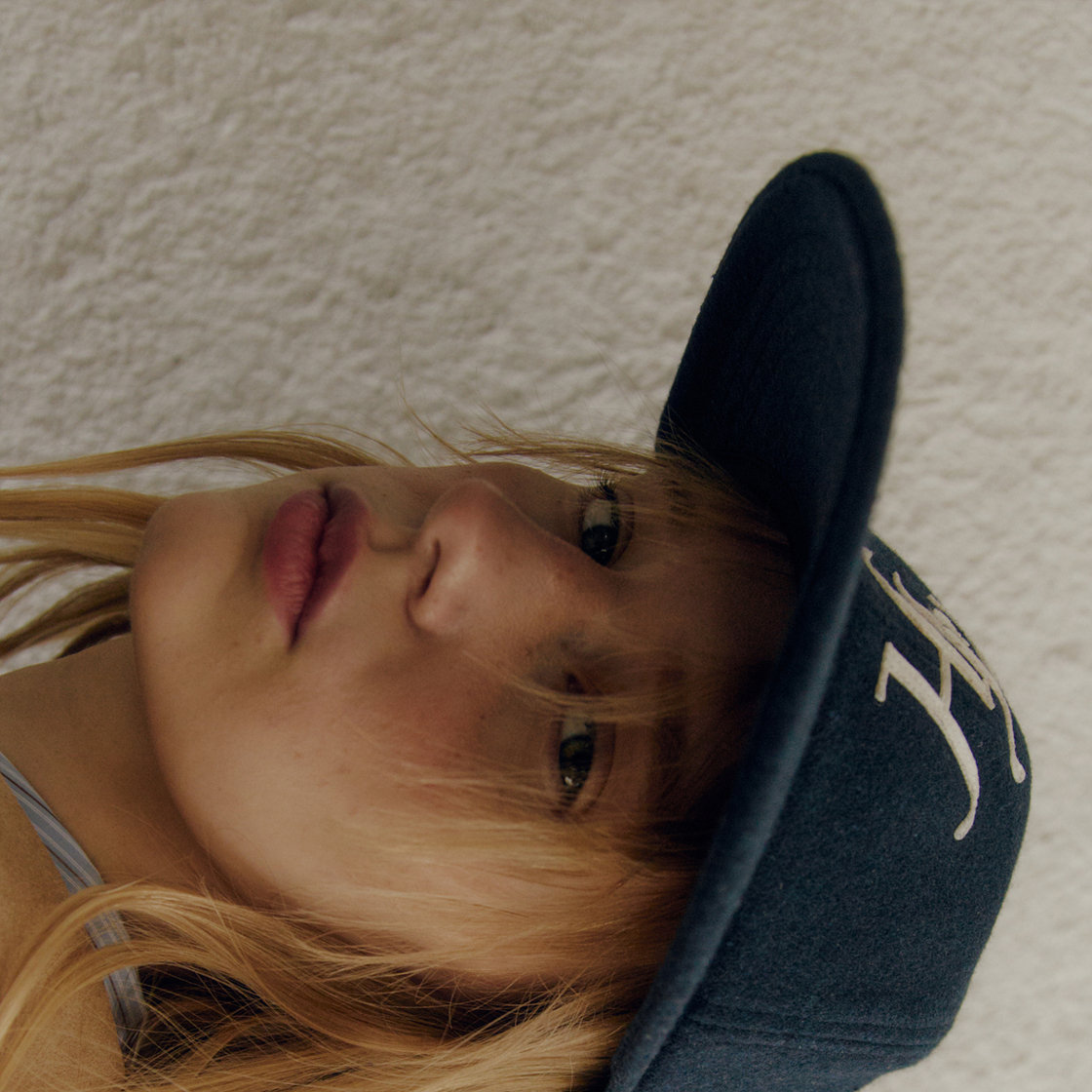트래픽하모니 울블랜드 TH 아플리케 로고 딥핏 6패널 캡 네이비(Traffic Harmony Wool Blend TH Applique Logo 6-Panel Cap Navy) - 4