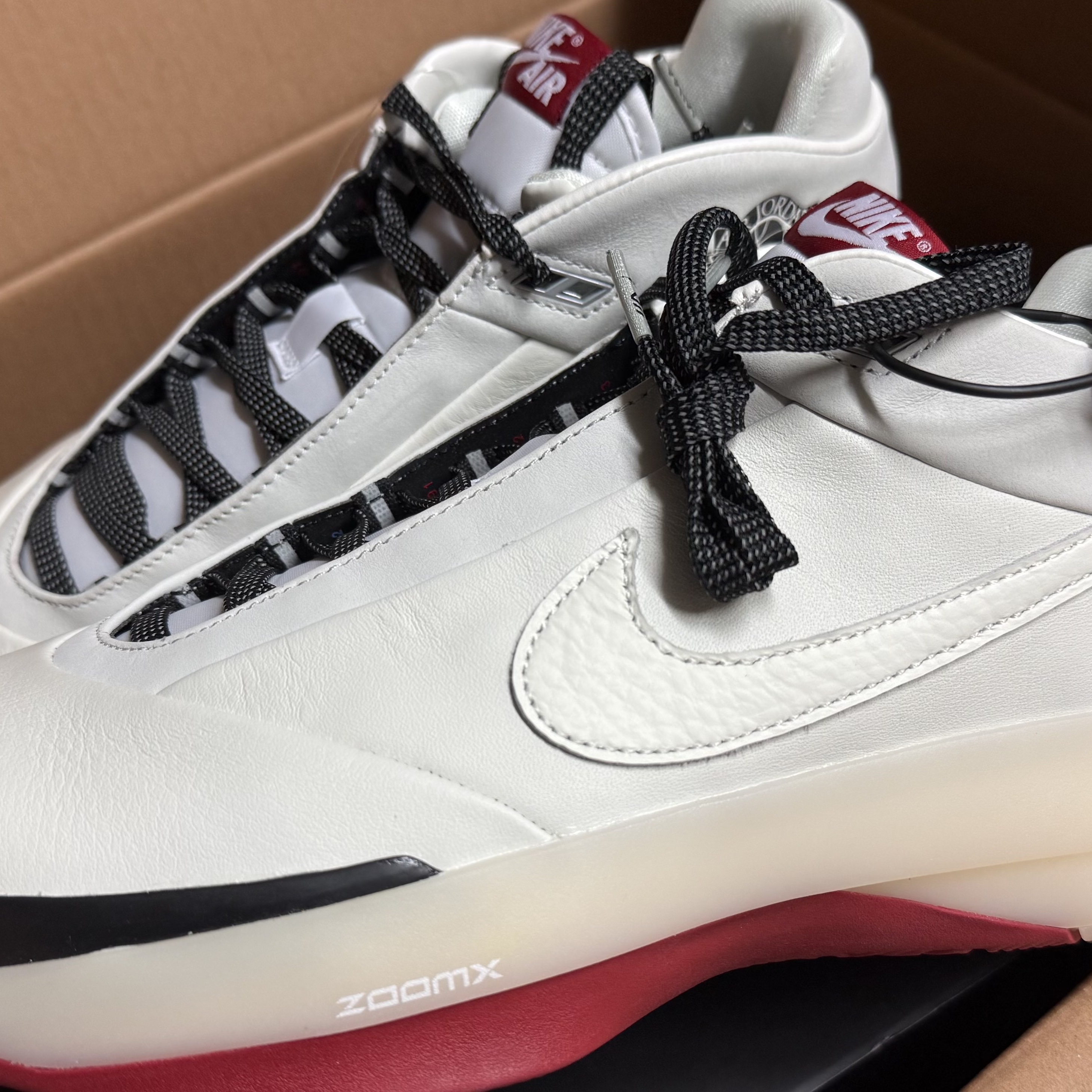 Jordan 40 PF Chicago Sail White 착용 스타일