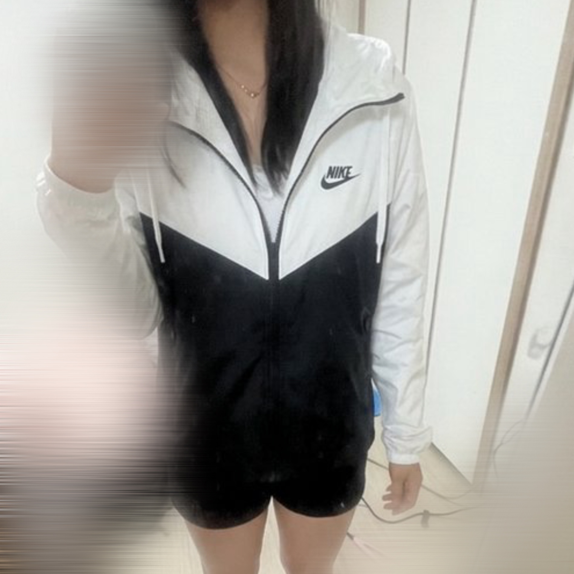 (W) Nike NSW Windrunner Full Zip Hooded Jacket White Black - Asia 착용 스타일