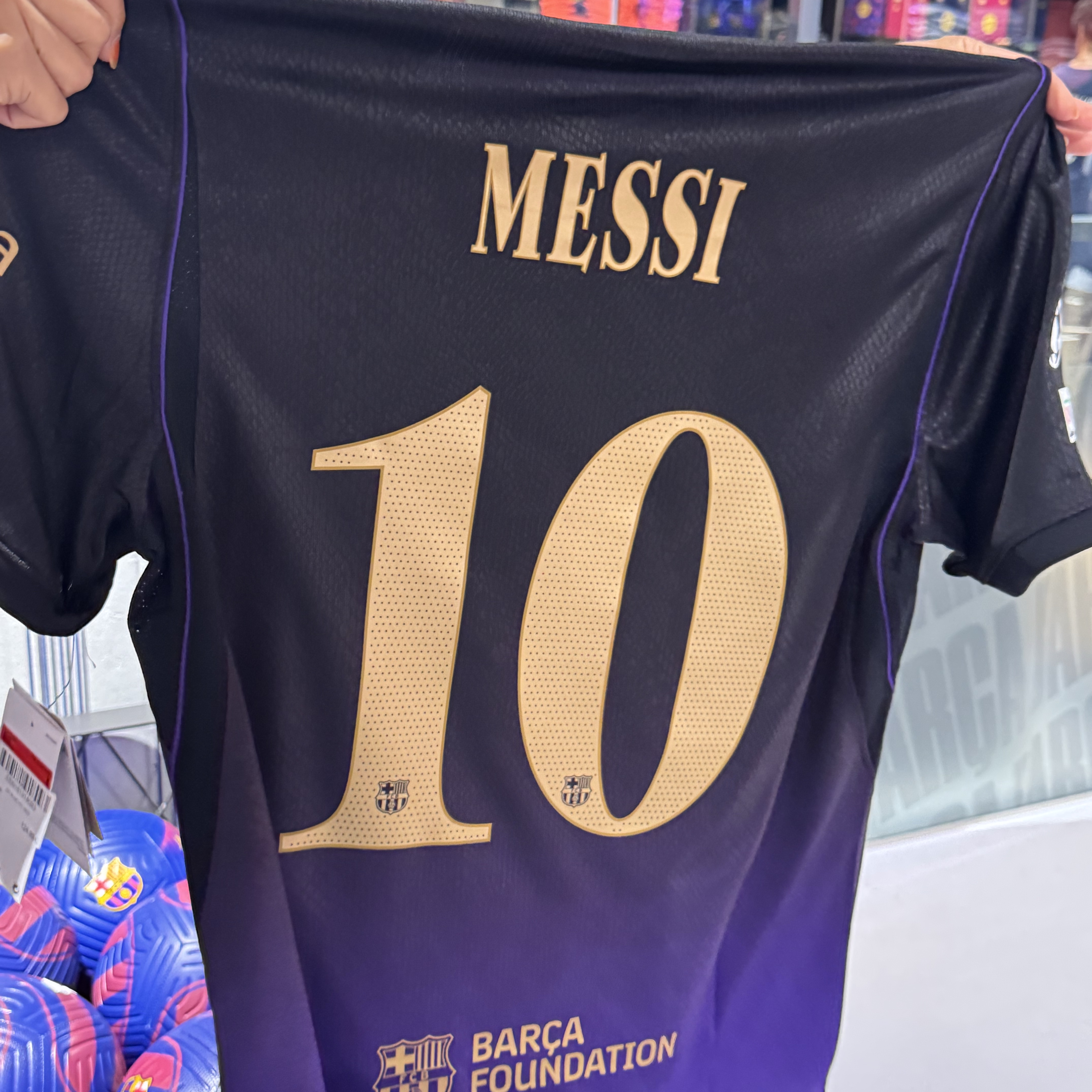 Nike FC Barcelona 2026/27 Stadium Away Dri-Fit Replica Jersey Field Purple Black (II1912-505) (Non Marking Ver.) 착용 스타일 - 2