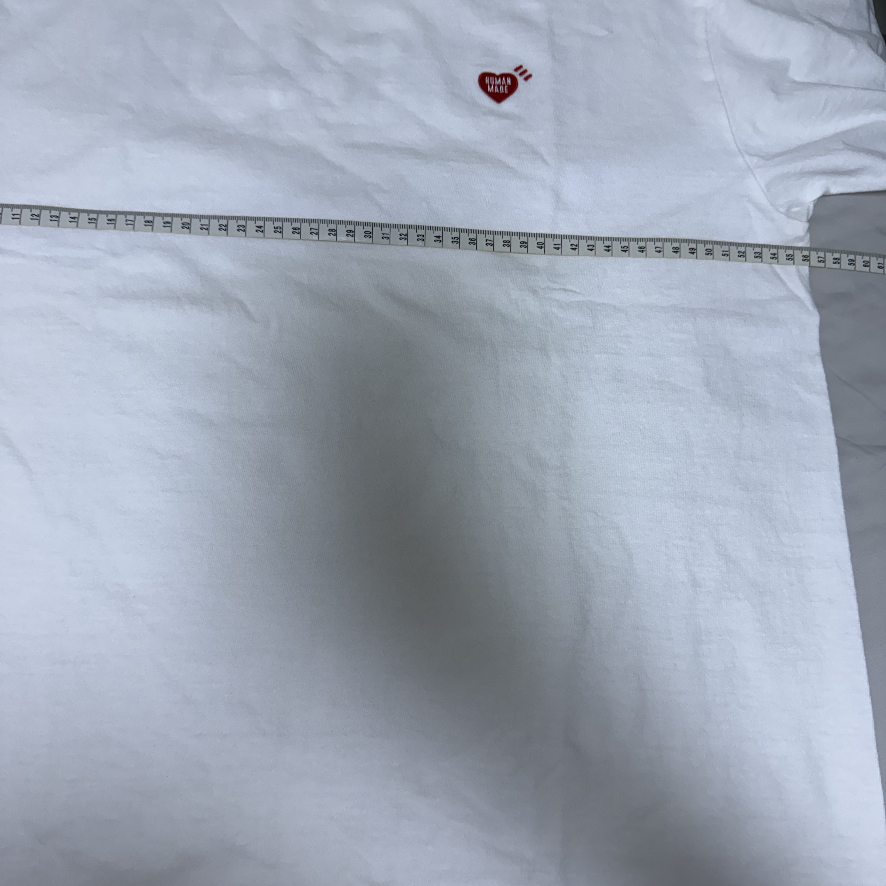 Human Made Heart Logo T-Shirt White 착용 스타일 - 2